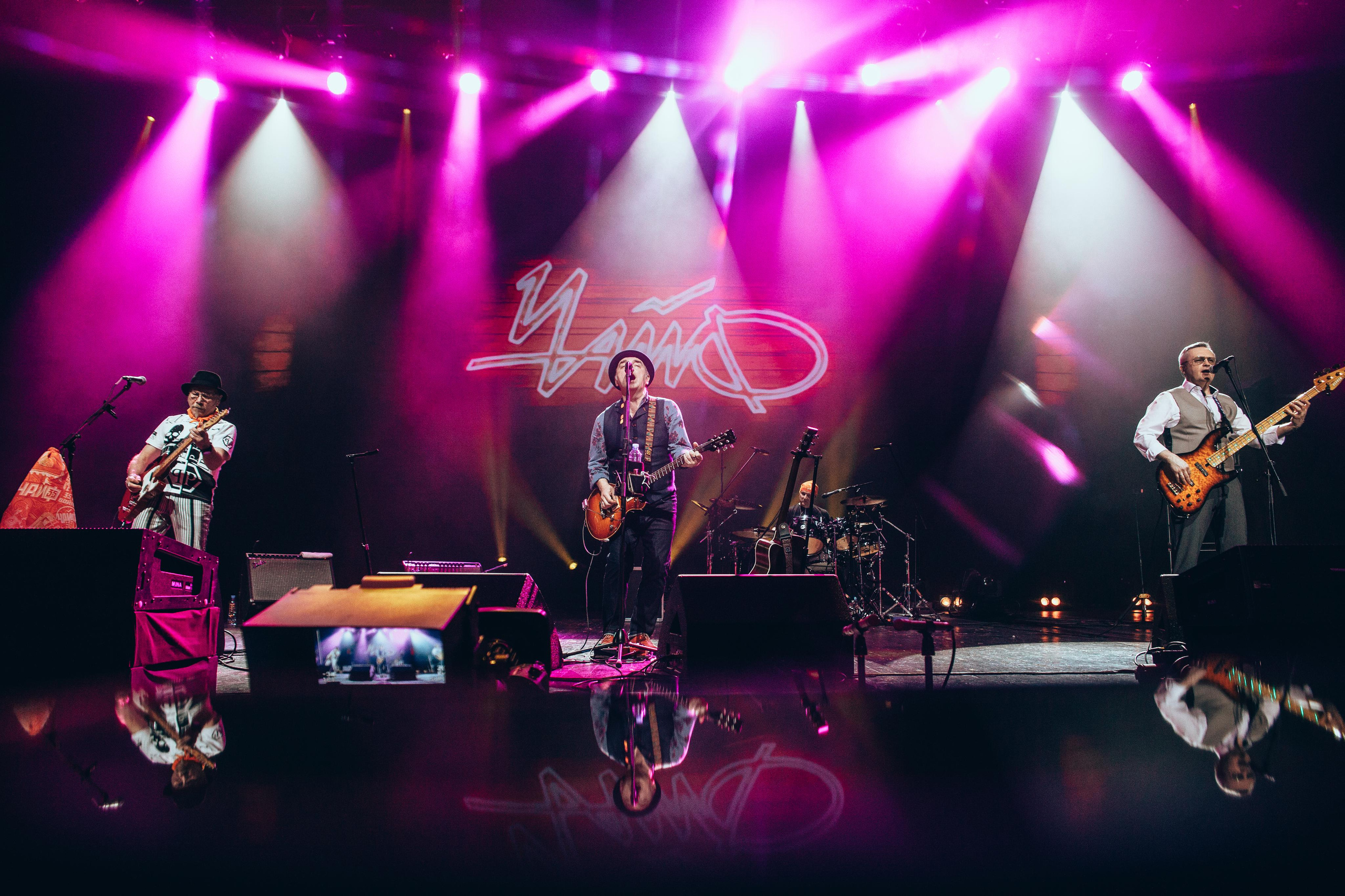 Чайф, Crocus City Hall. Фотограф Ольга Махалова — Санкт-Петербург, Москва, Нижний Новгород