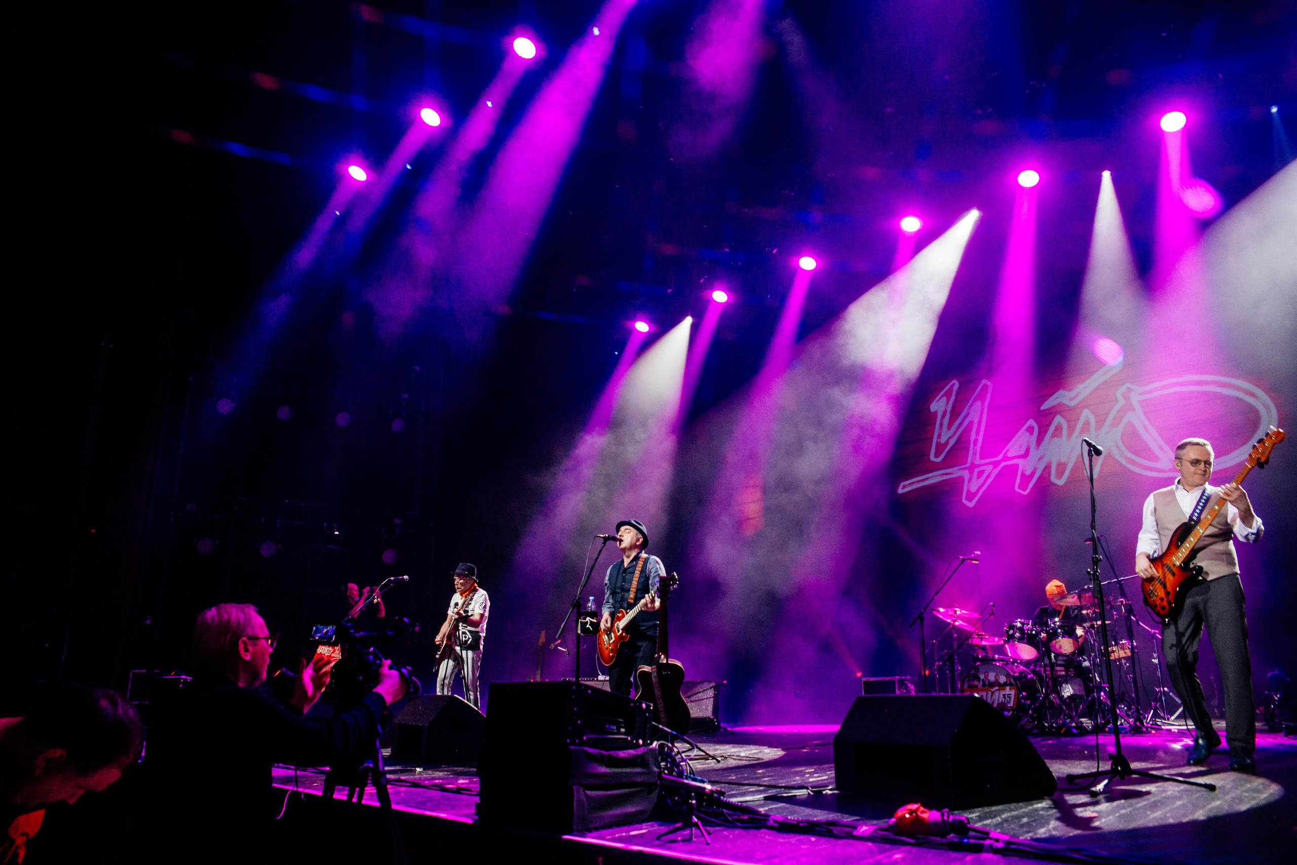 Чайф, Crocus City Hall. Фотограф Ольга Махалова — Санкт-Петербург, Москва, Нижний Новгород