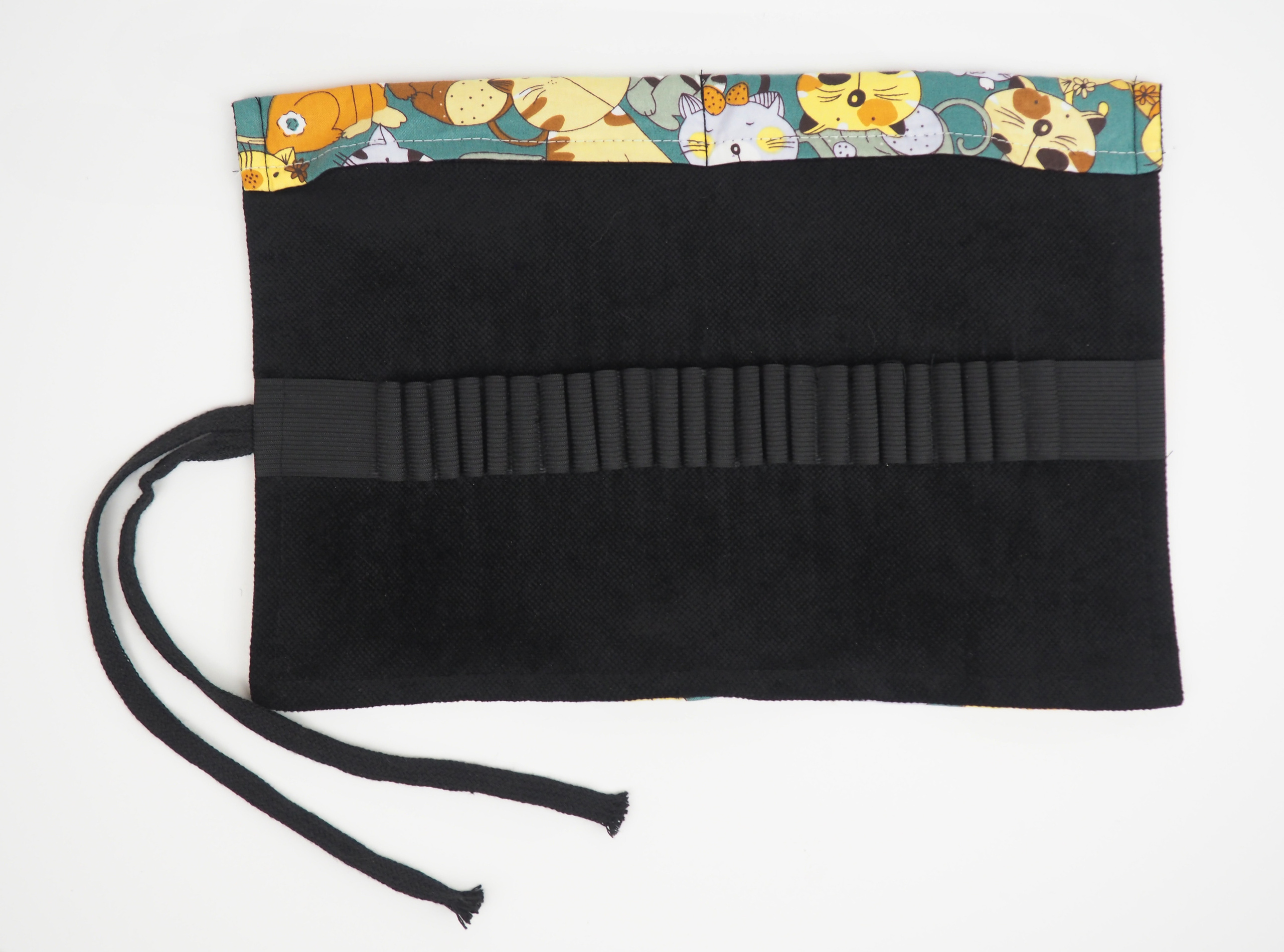 Пенал- скрутка в композиции. Фотограф Ольга Махалова — Санкт-Петербург, Москва, Нижний Новгород