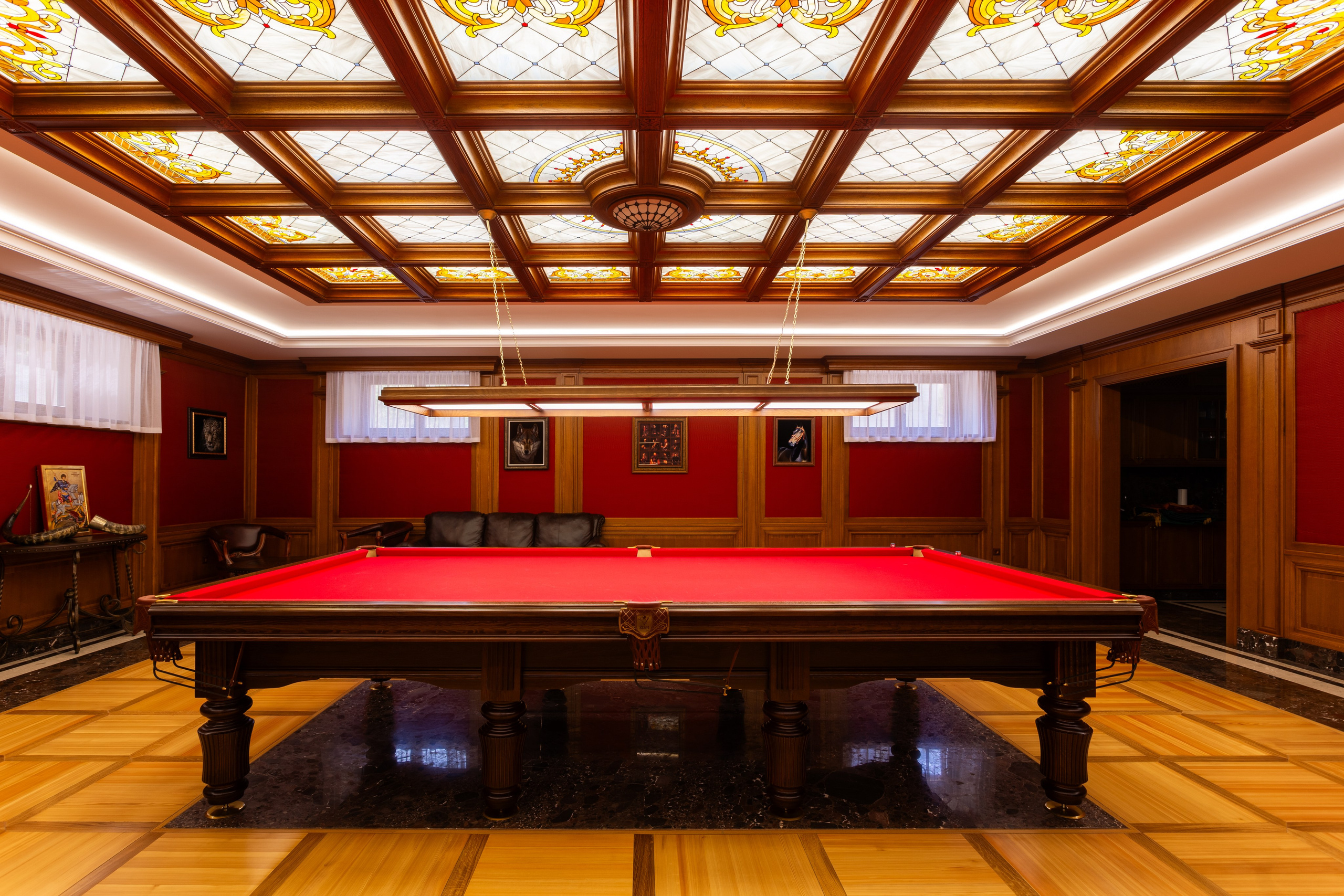 Интерьерный фотограф и ретушер в Красноярске Денис Антропов