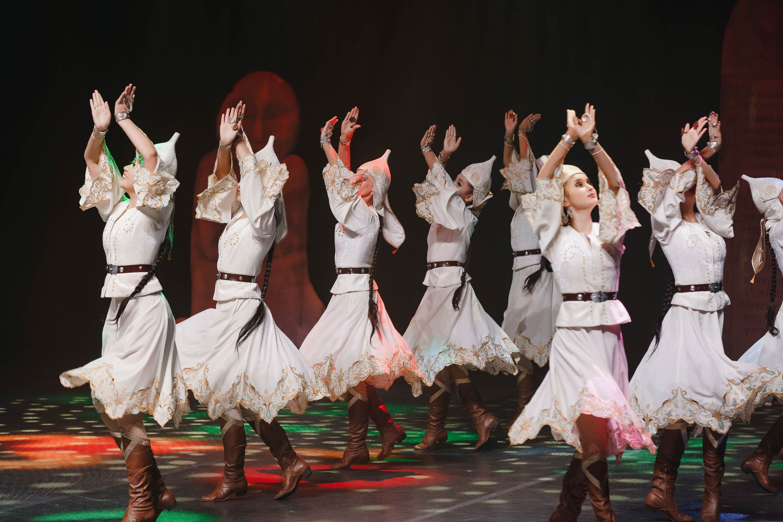 Спектакль театра танца «Наз» Туйгындар. Главная