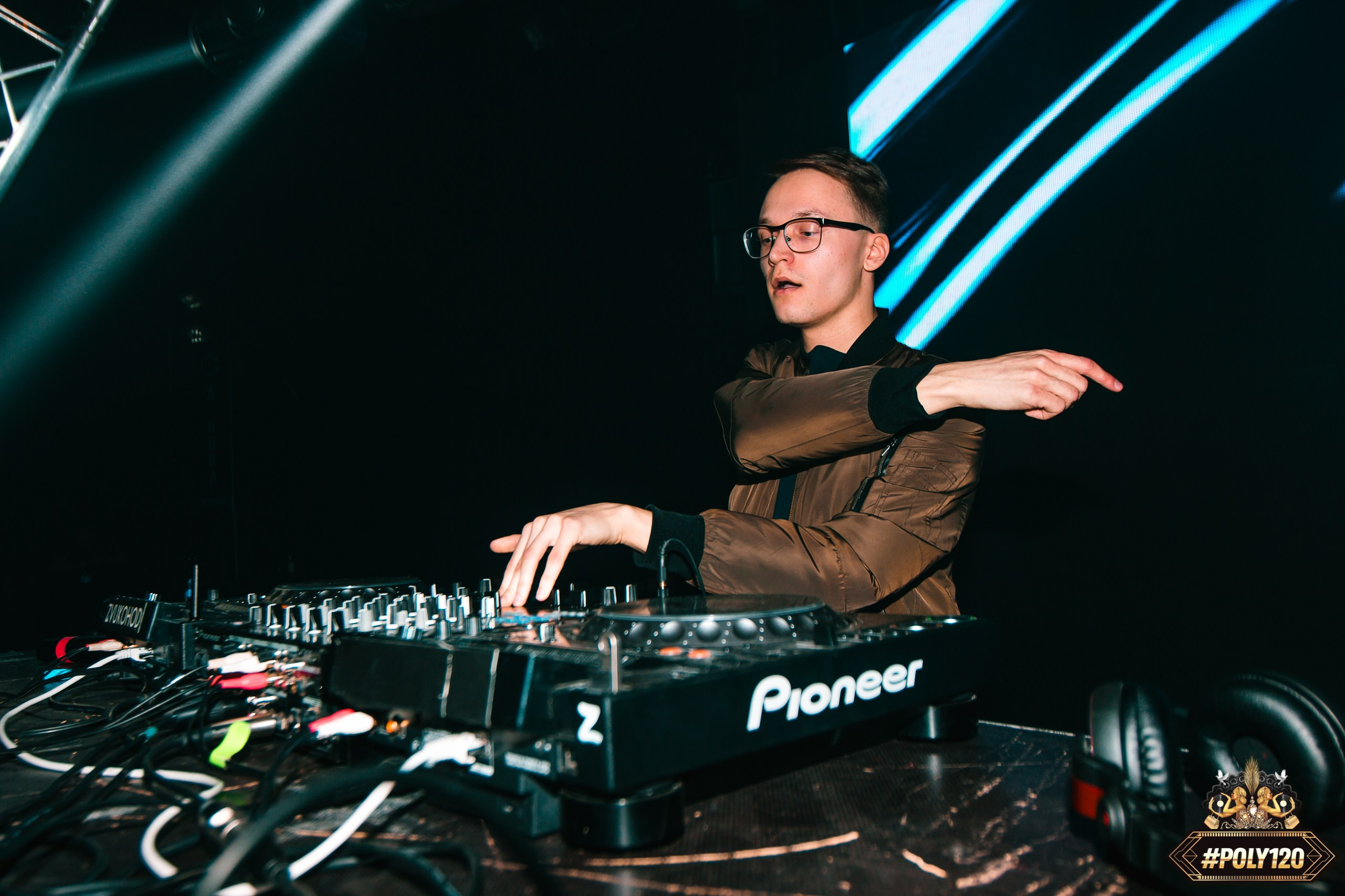 POLY120. Евгений Матвеев — фотограф в Санкт-Петербурге