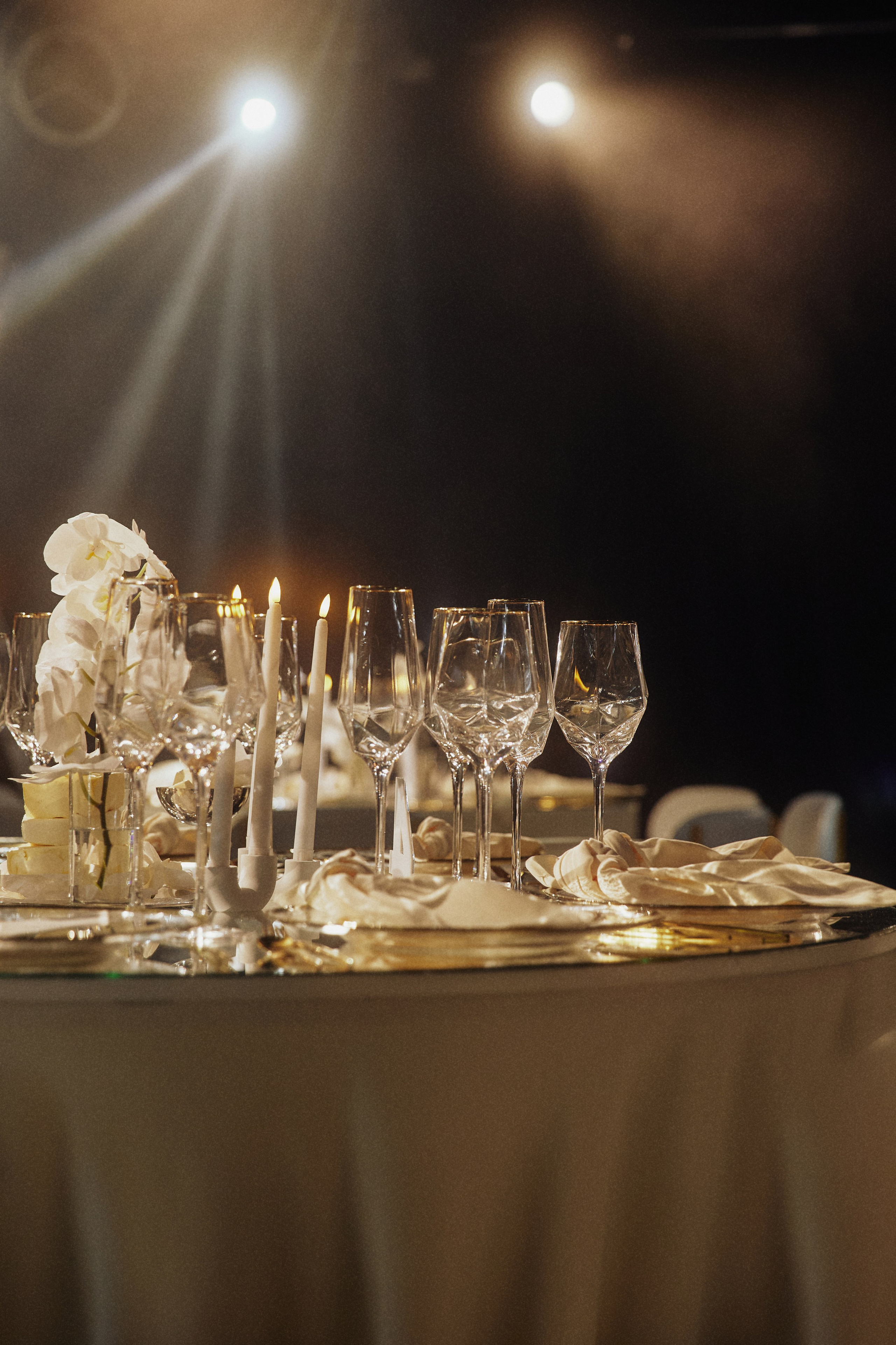 REFLECTIONS: A TRAIL OF FEELINGS. Дмитрий Мазуркевич: Профессиональный Репортажный Фотограф