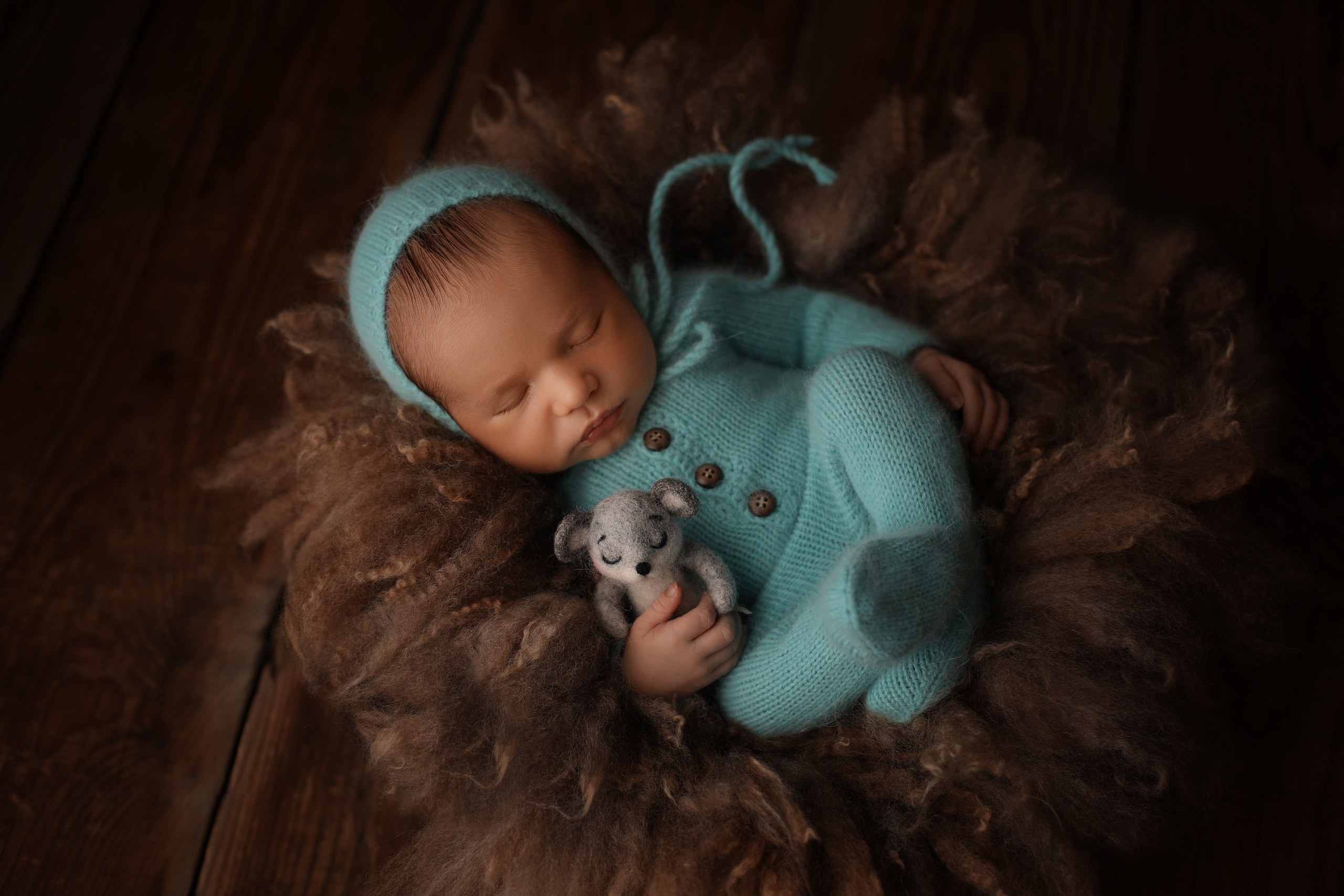 PH @anna_molodykh_newborn.almaty. Retoucher Aleksmokh