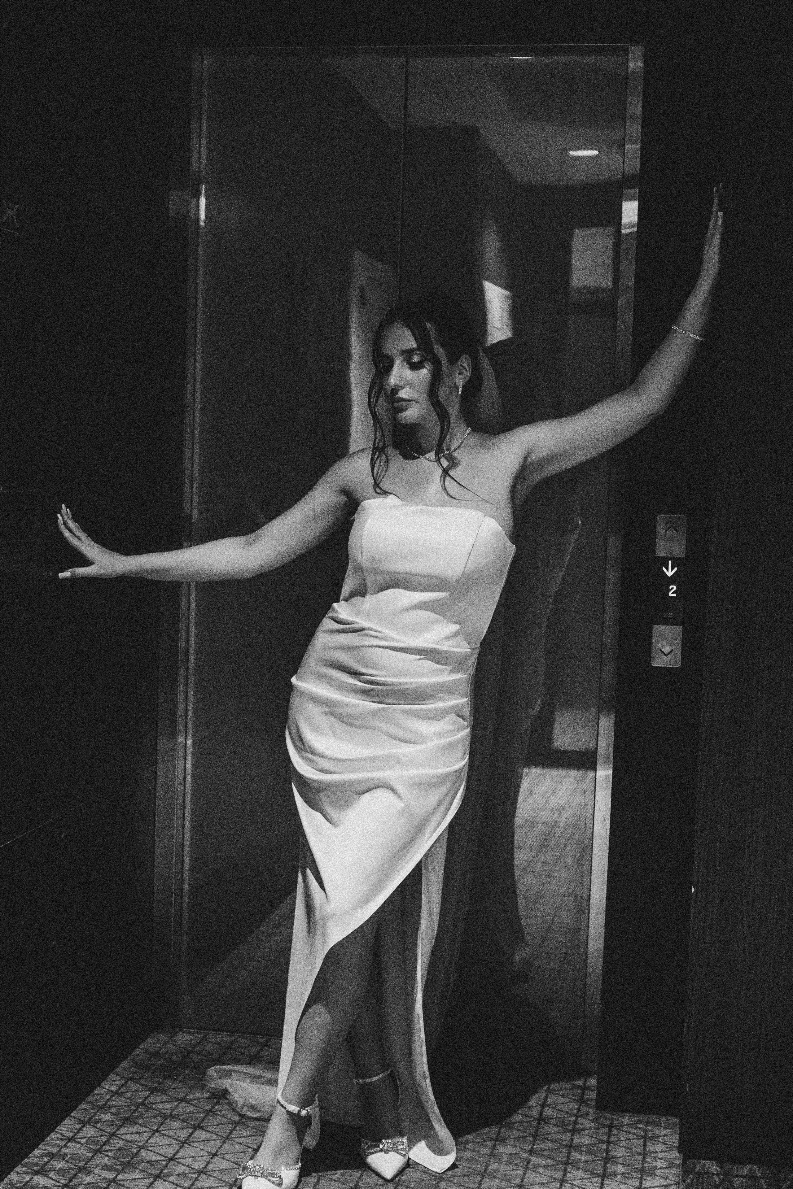 СВАДЕБНАЯ СЬЕМКА СБОРОВ ЖЕНИХА И НЕВЕСТЫ В ОТЕЛЕ И ТАКЖЕ ФОТОСЕССИИЯ В ОТЕЛЕЕ МЕГАПОЛИС БРЯНСК. Профессиональный фотограф, Санкт-Петербург — Виктория Богомолова