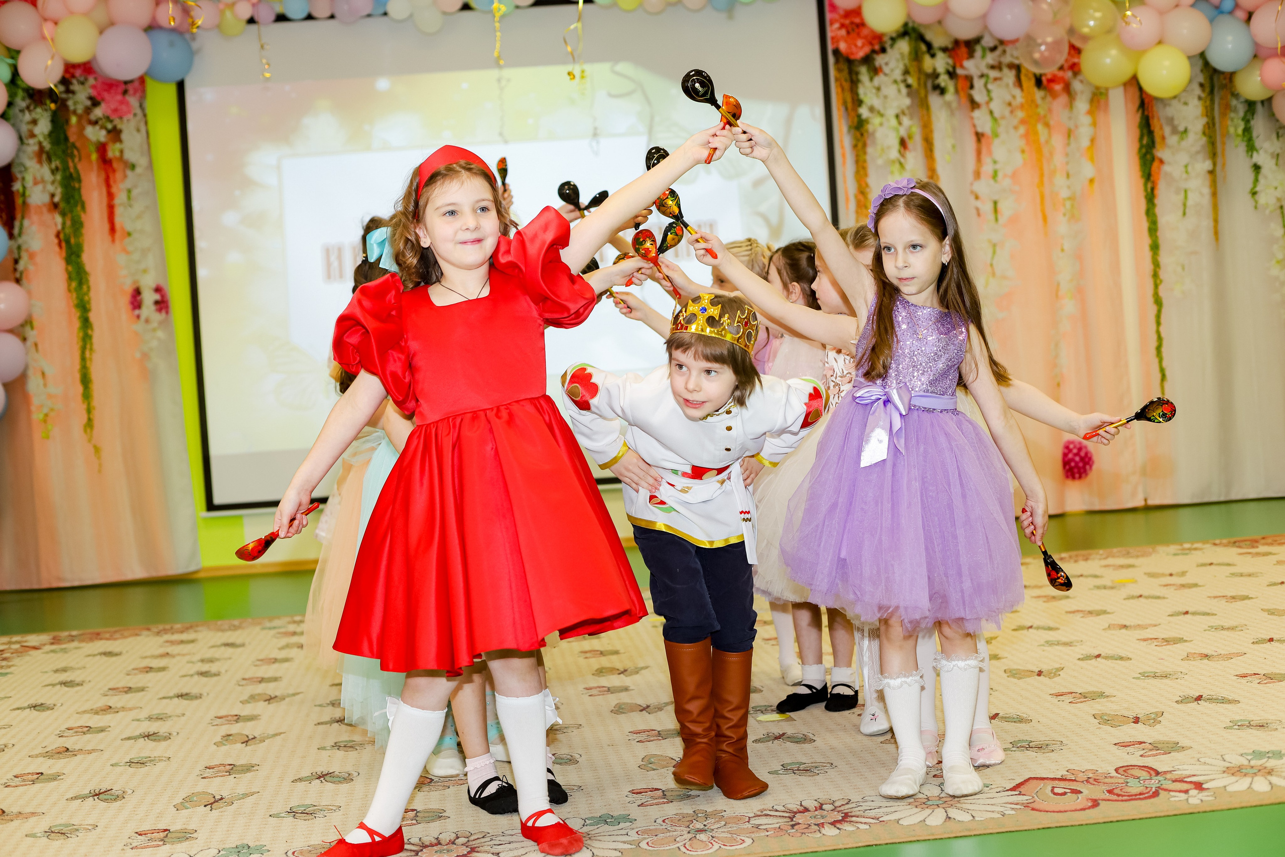 Съёмки праздников и выпускных в детских садиках и школах. Семейный и детский фотограф Эльвира Билибина