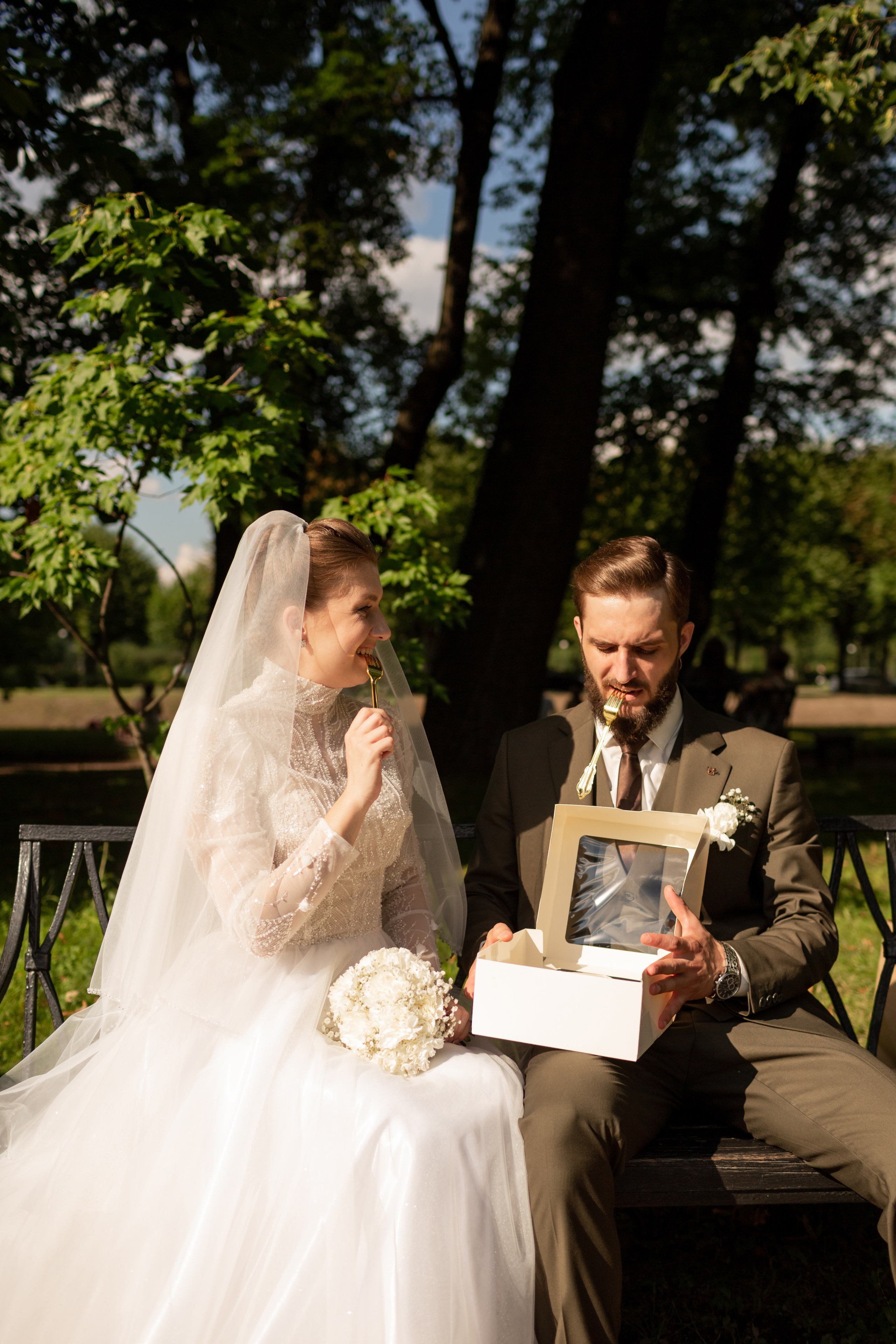 Свадебная фотопрогулка в Петербурге. Свадебный фотограф Кирилл Белый