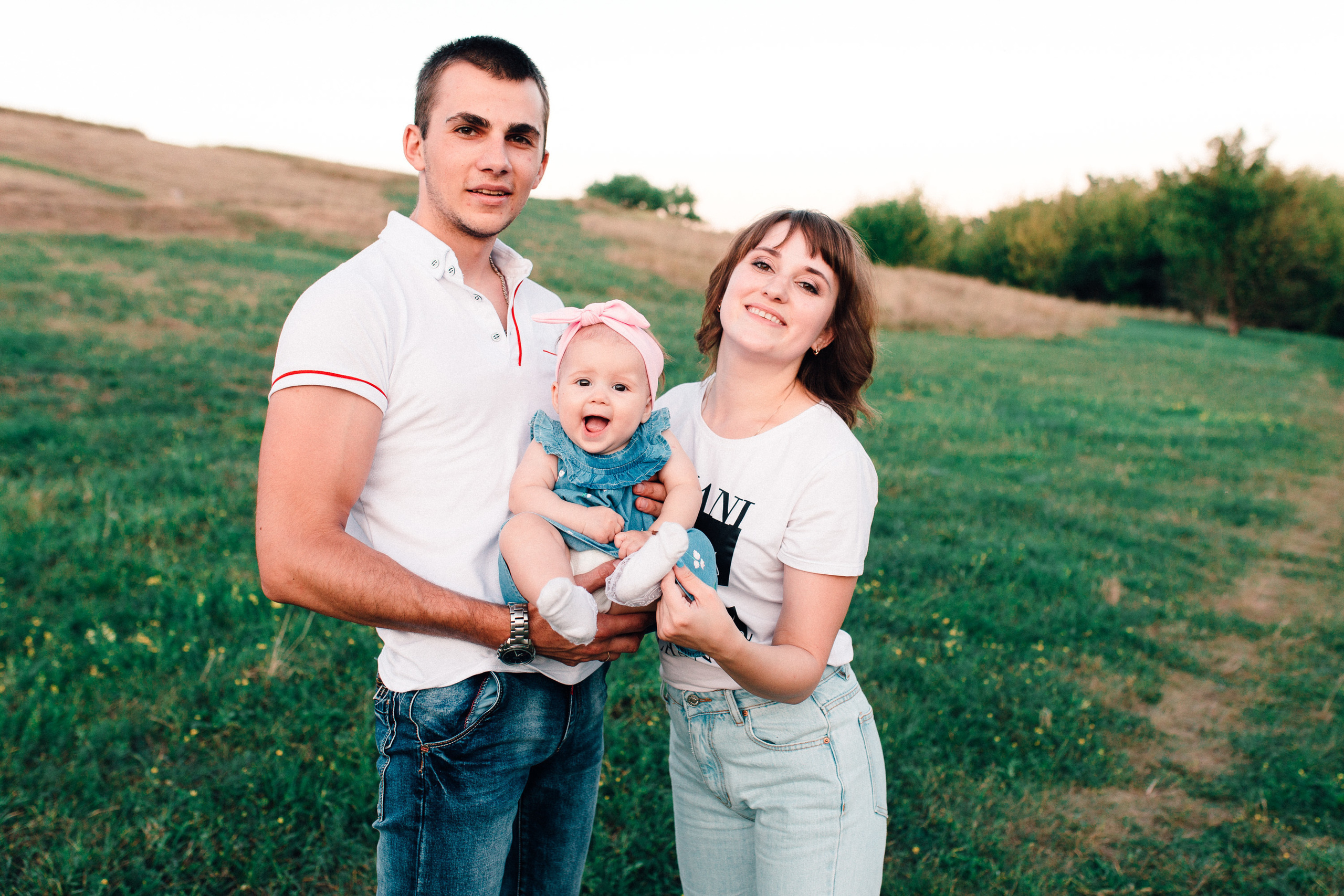 Семейная фотосъемка семьи на закате. Максим Бондарев, коммерческий фотограф для бизнеса | Курск