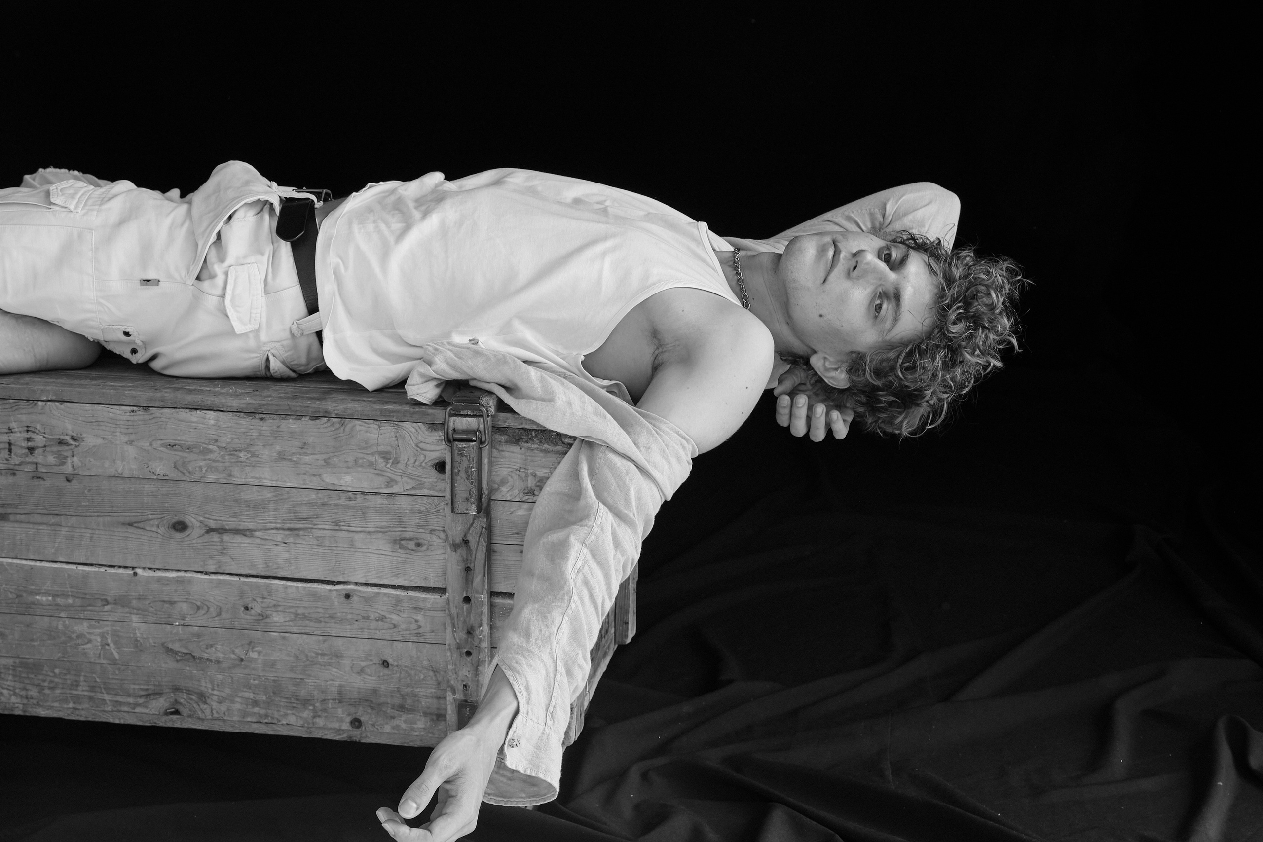 Творческая съемка для актера Миши