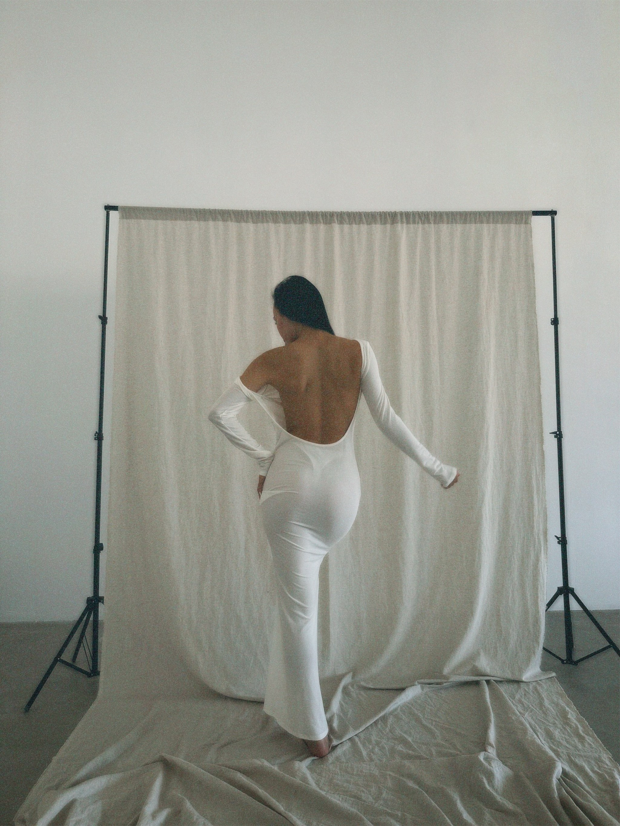 Ира — студийная съемка. Мобильный фотограф и видеограф — Алина