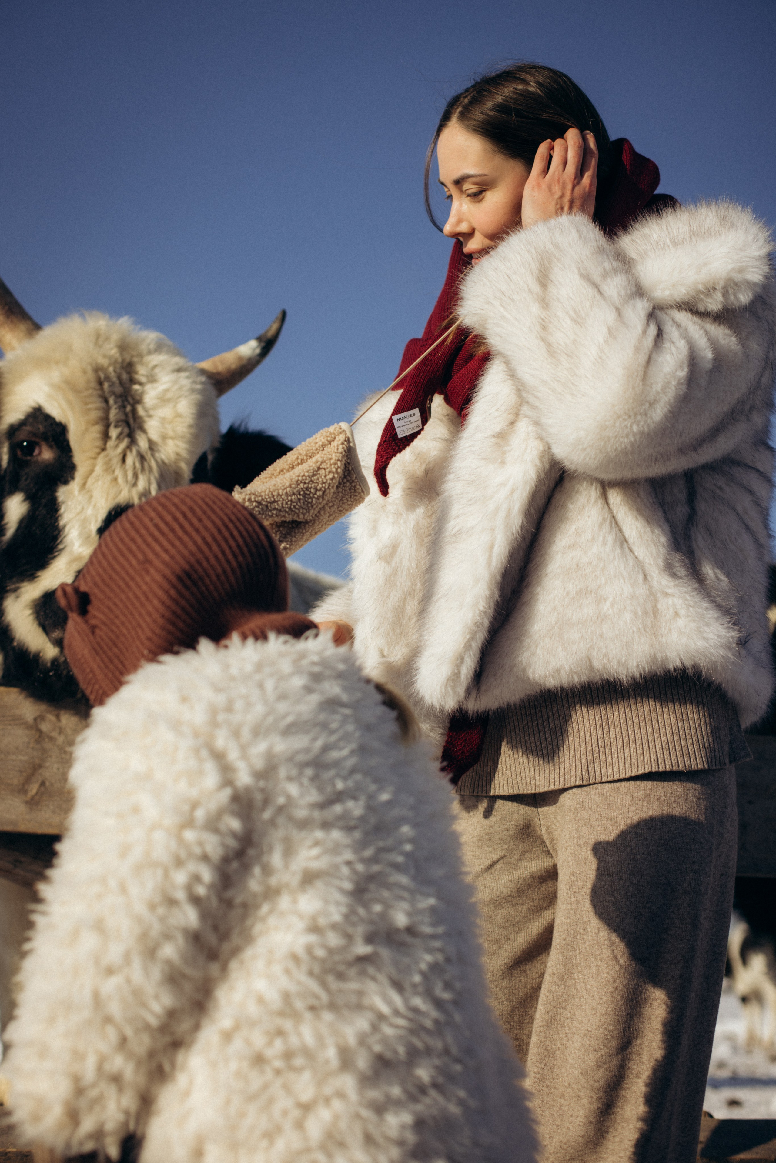 Настя с Сашей и Полей на ферме. Klerout Photographer