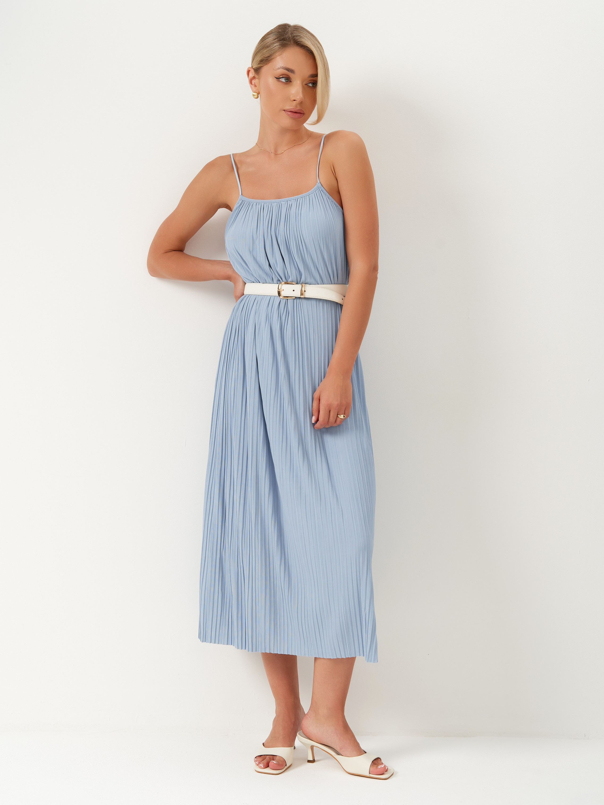 Сарафаны. Фотограф для маркетплейсов в Москве