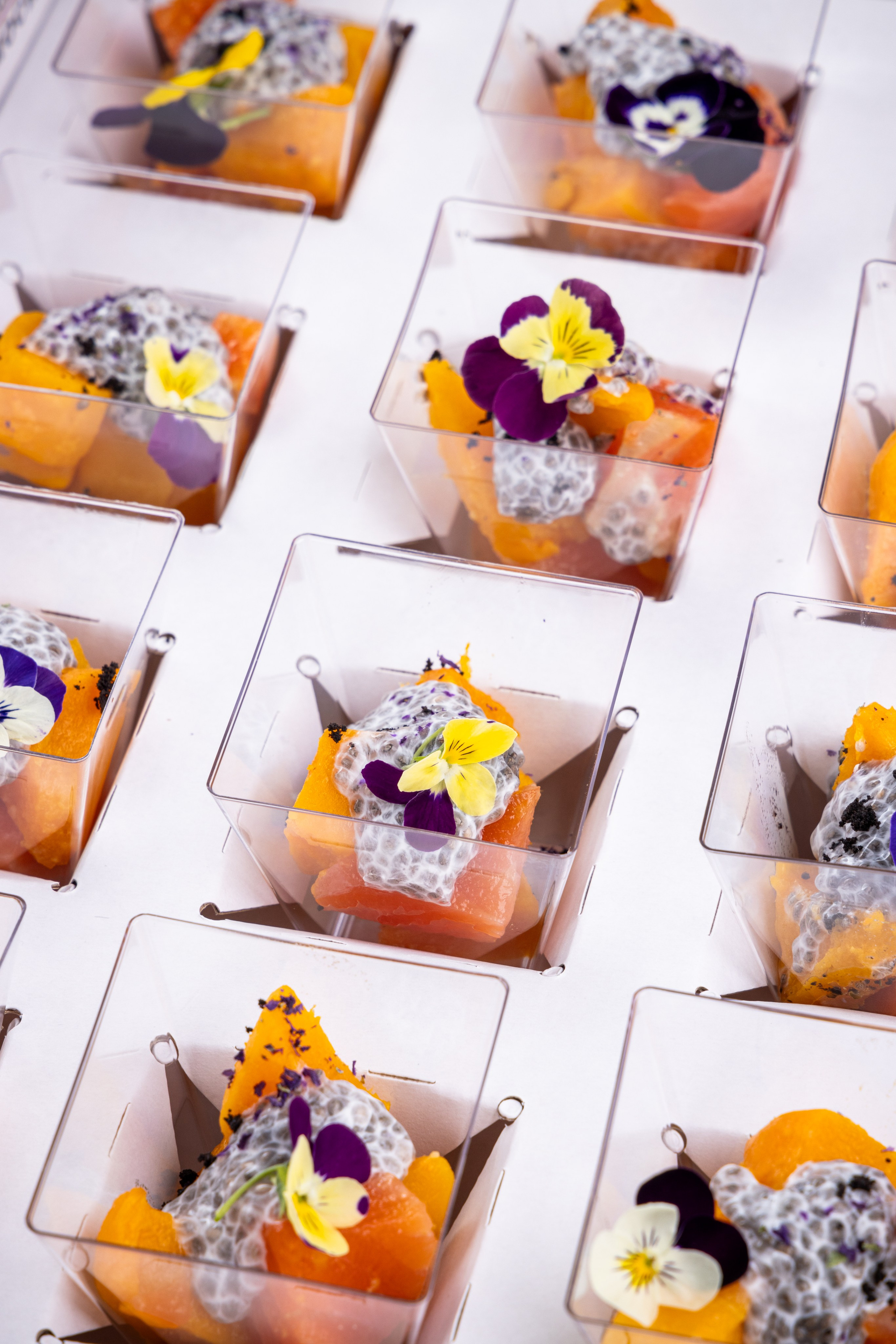 Первая кейтеринговая. Фудфотограф, фудстилист и сет дизайнер в Москве Алена Синицына