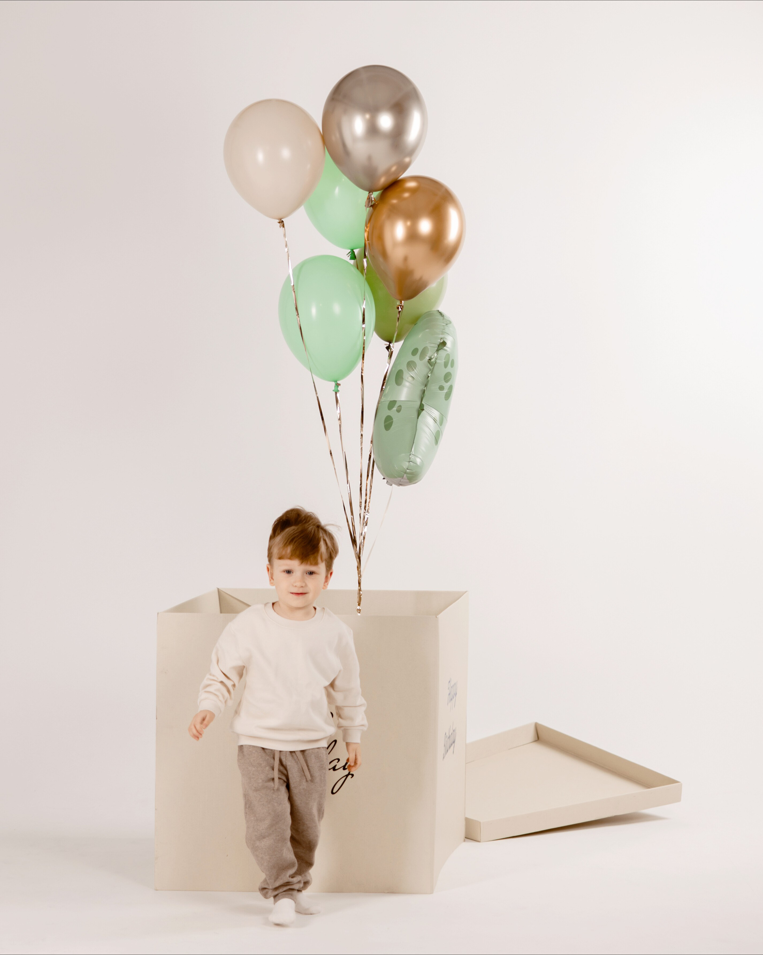 Gallery. Wow box balloon. poklon kutije za balone. boxes for balloons. veloprodaja i maloprodaja