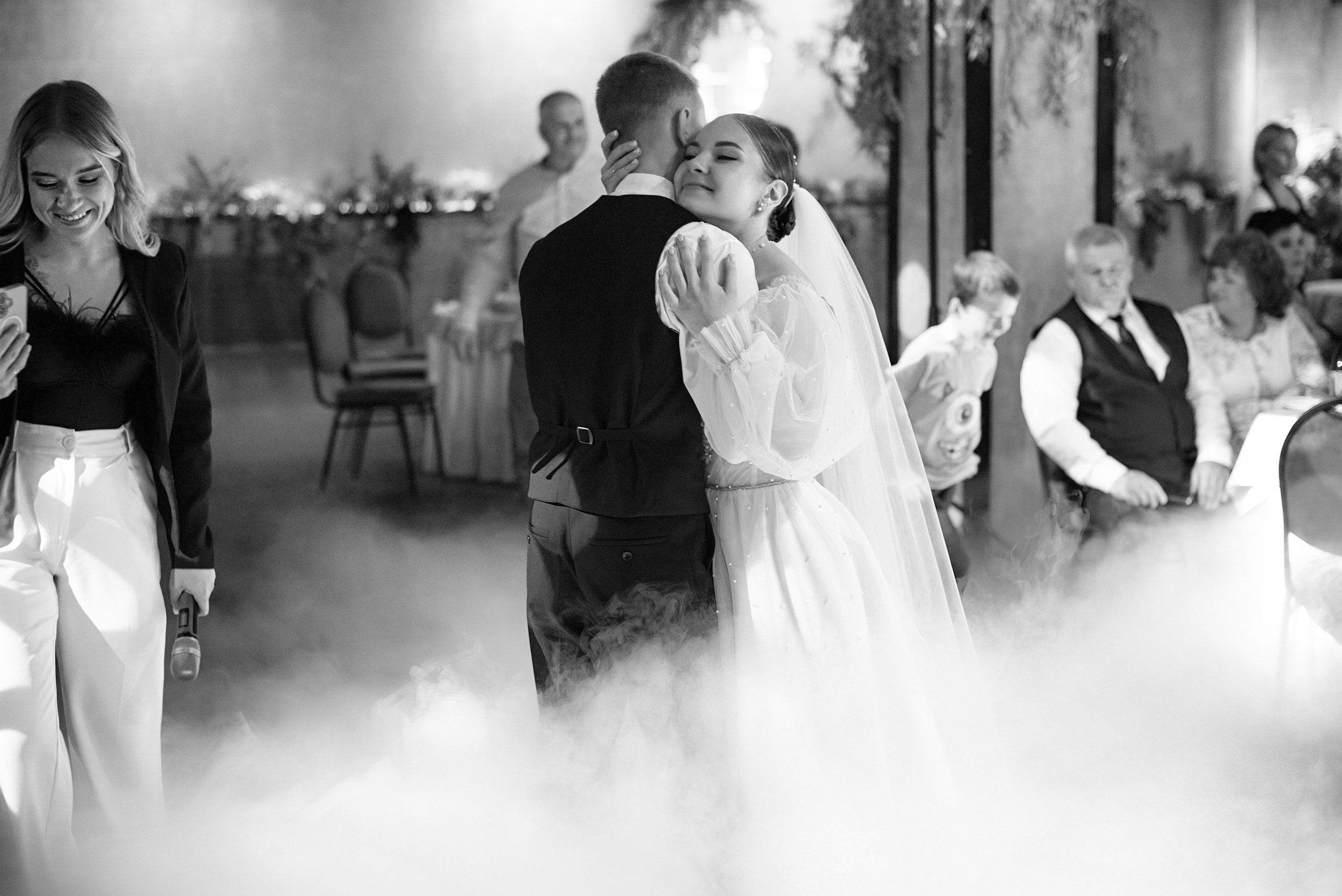 Иван и Варвара. Свадебный фотограф, видеограф в Клину, Москве, Зеленограде, Калабушкин