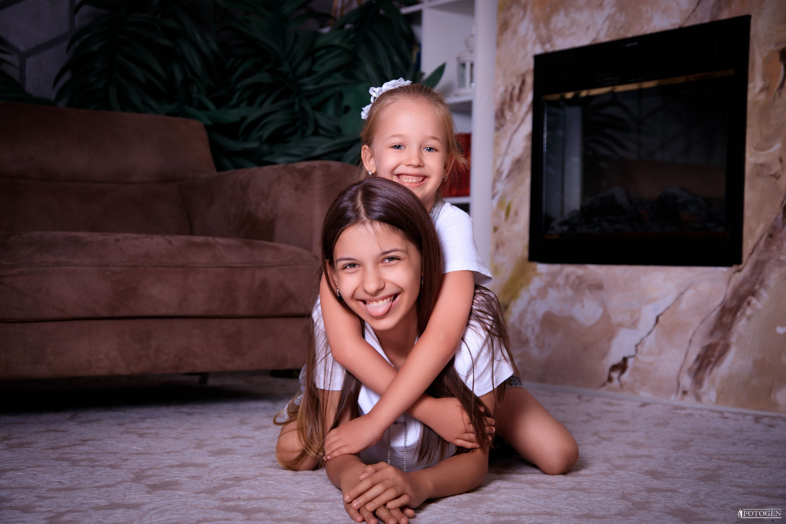 Фотосессия Девочек до 10 лет в Интерьере — Fotogen. Интерьерная фотостудия FOTOGEN г. Краснодар