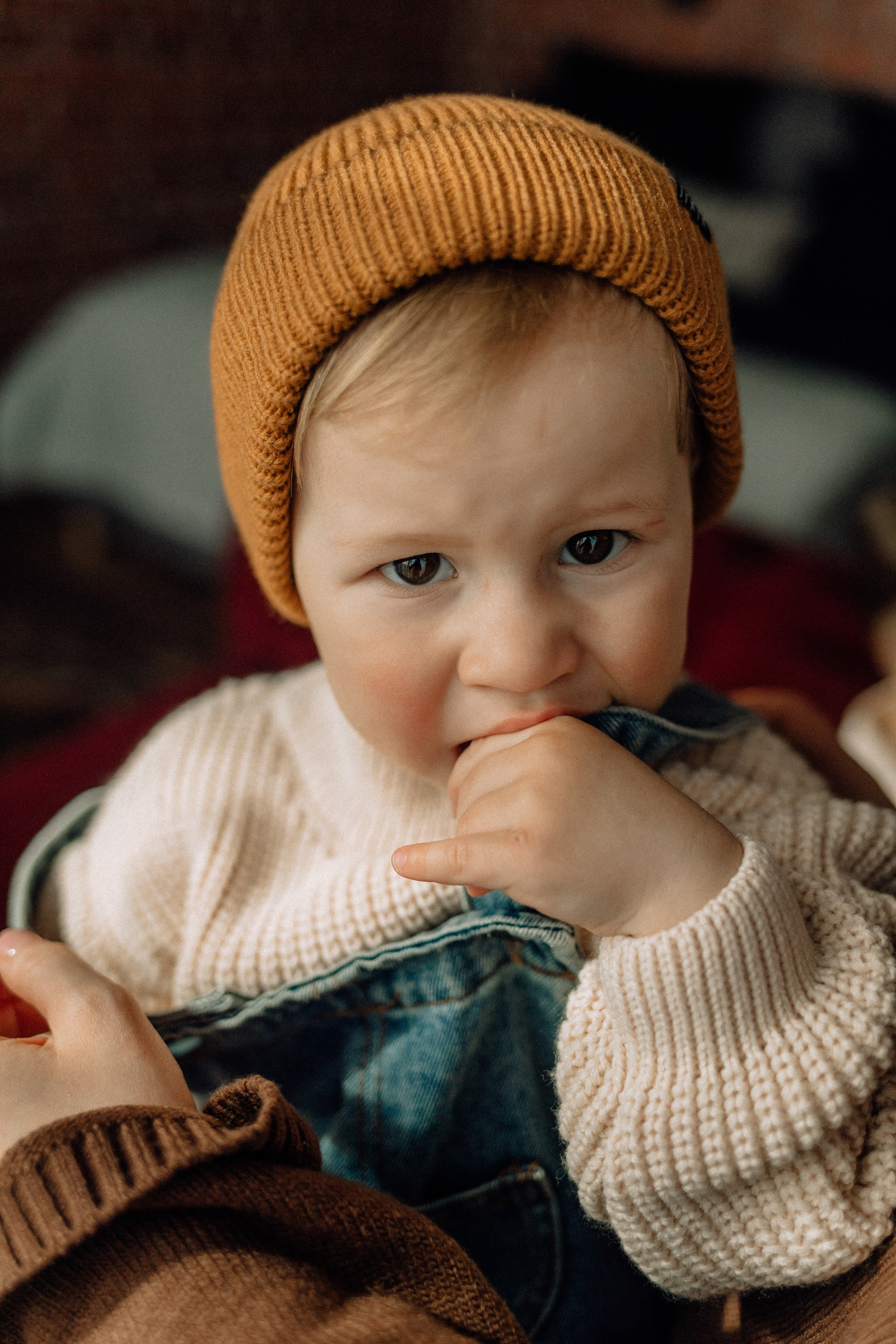 Звонко смеялись