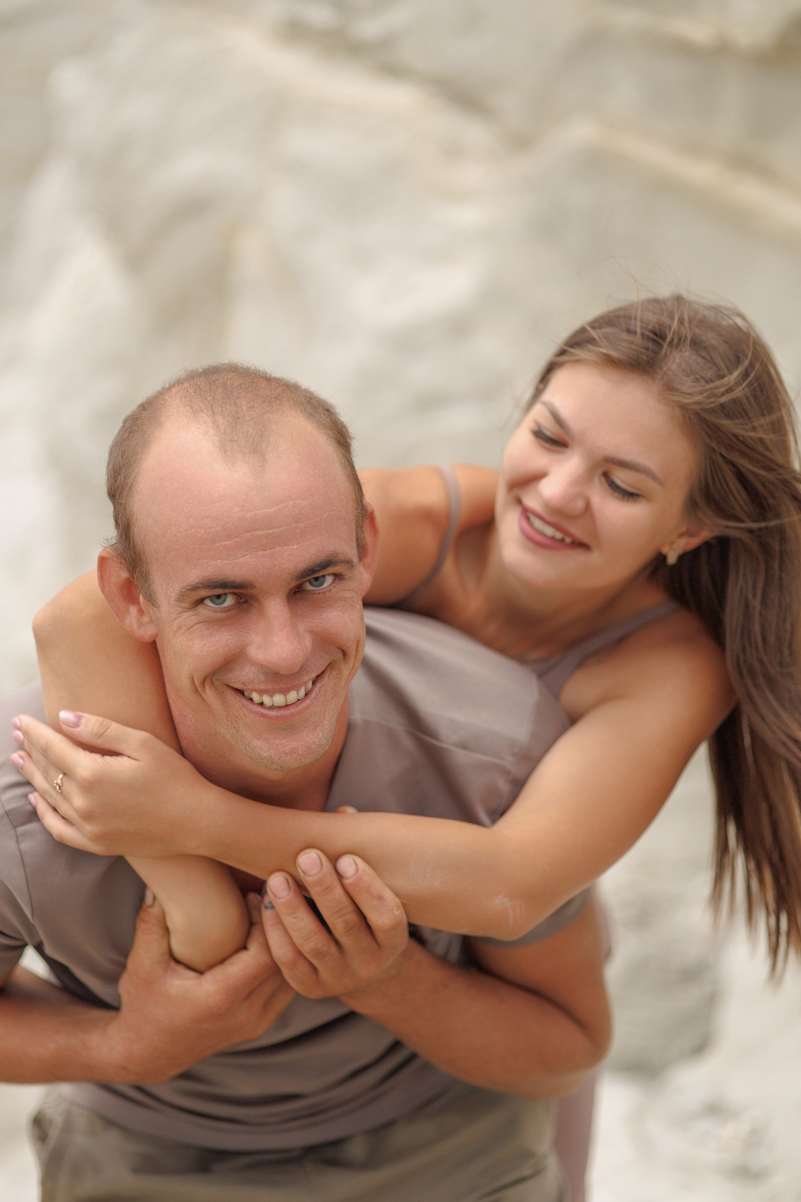 На пустынном пляже. Семейный и портретный фотограф в Геленджике Любовь Бодрова