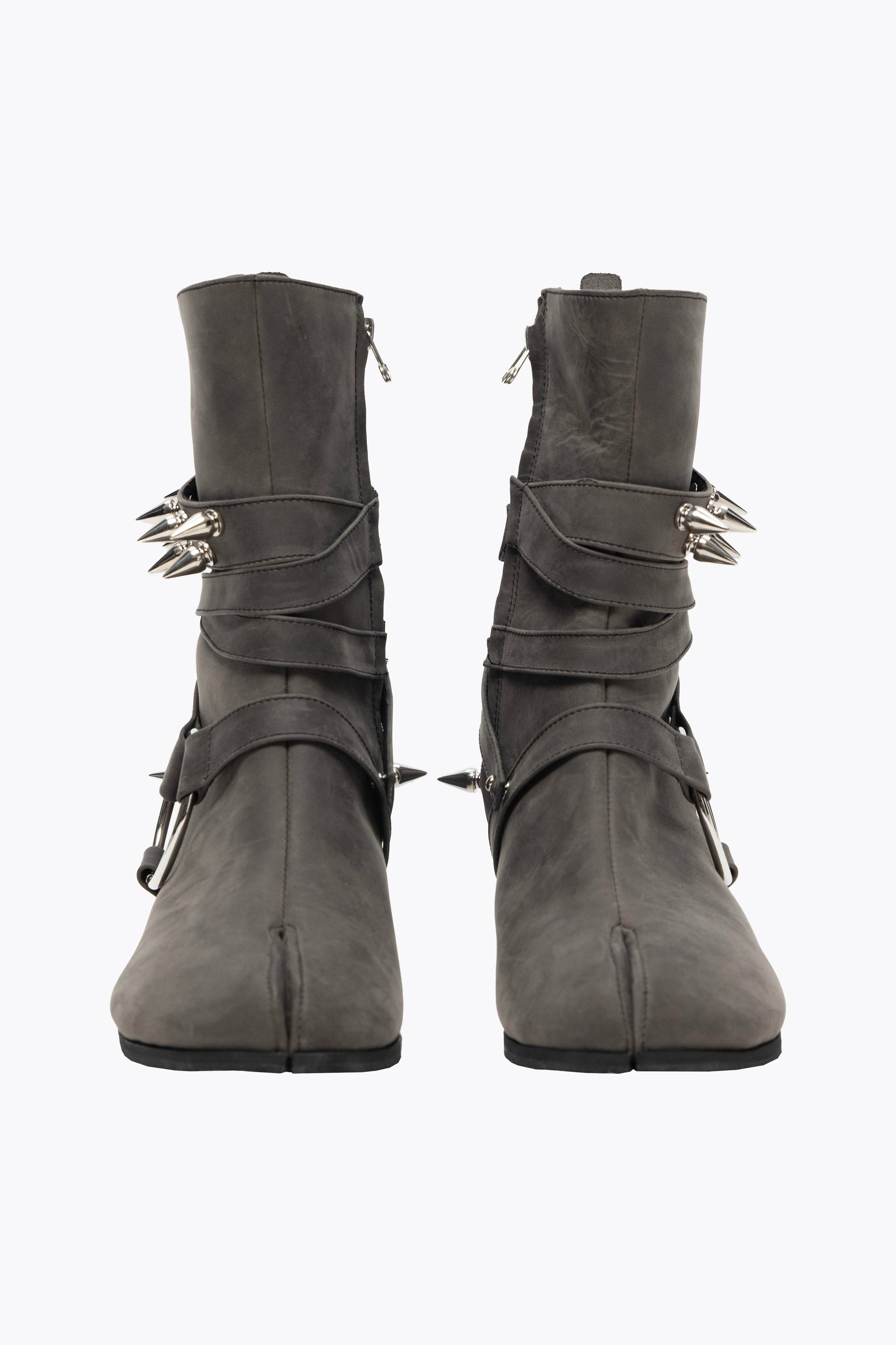 Bat Norton AI.AVANGARDEN. Фотограф для брендов Любовь Батина (Спб/Мск)