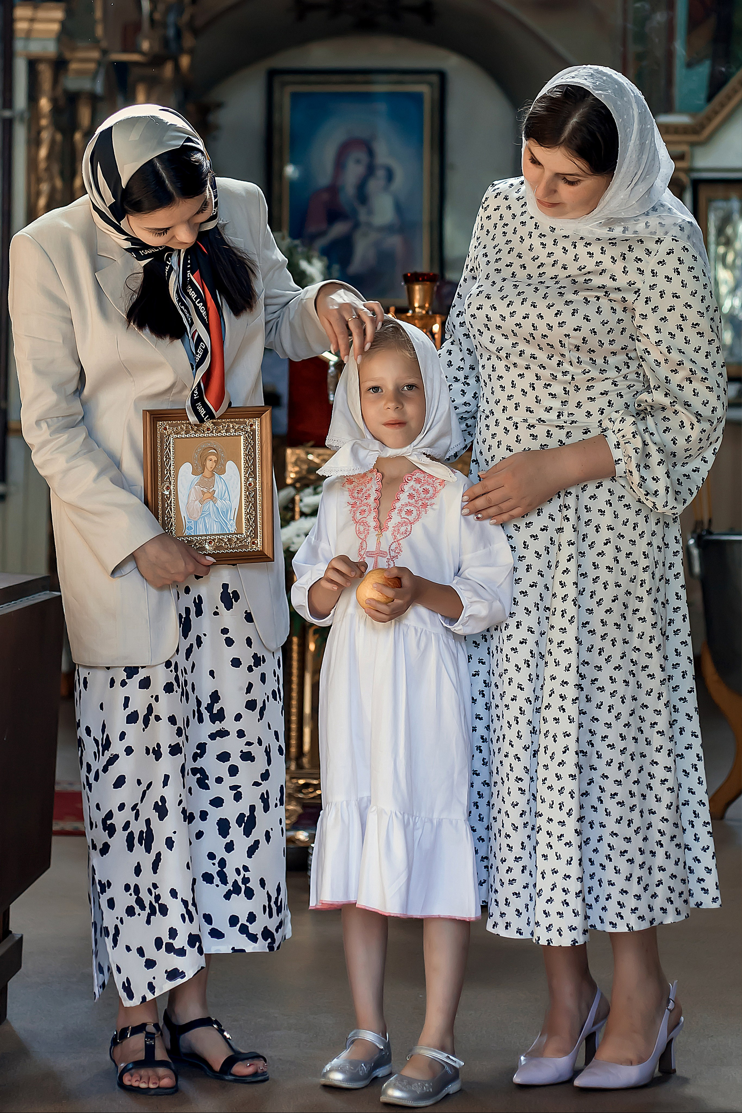 Крещение Варвары. Фотограф на крещении и венчании Елена Плинер, Псков и Псковская область