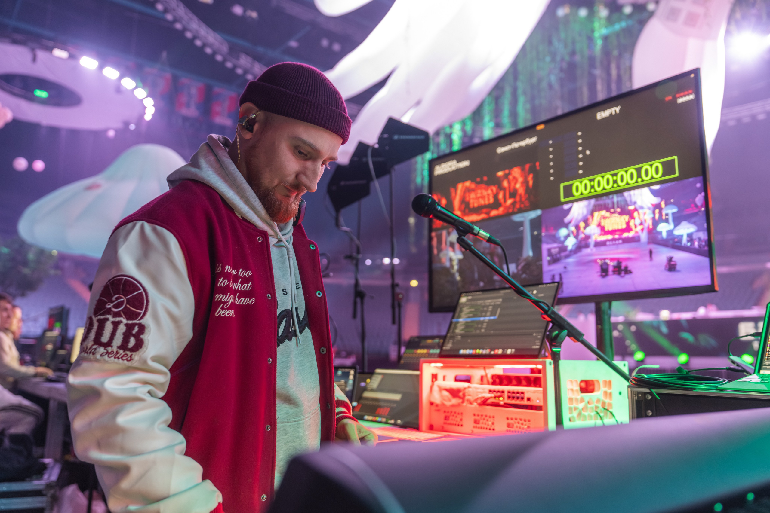 БЕЛАЯ 2025. Святослав Буньков | фотограф