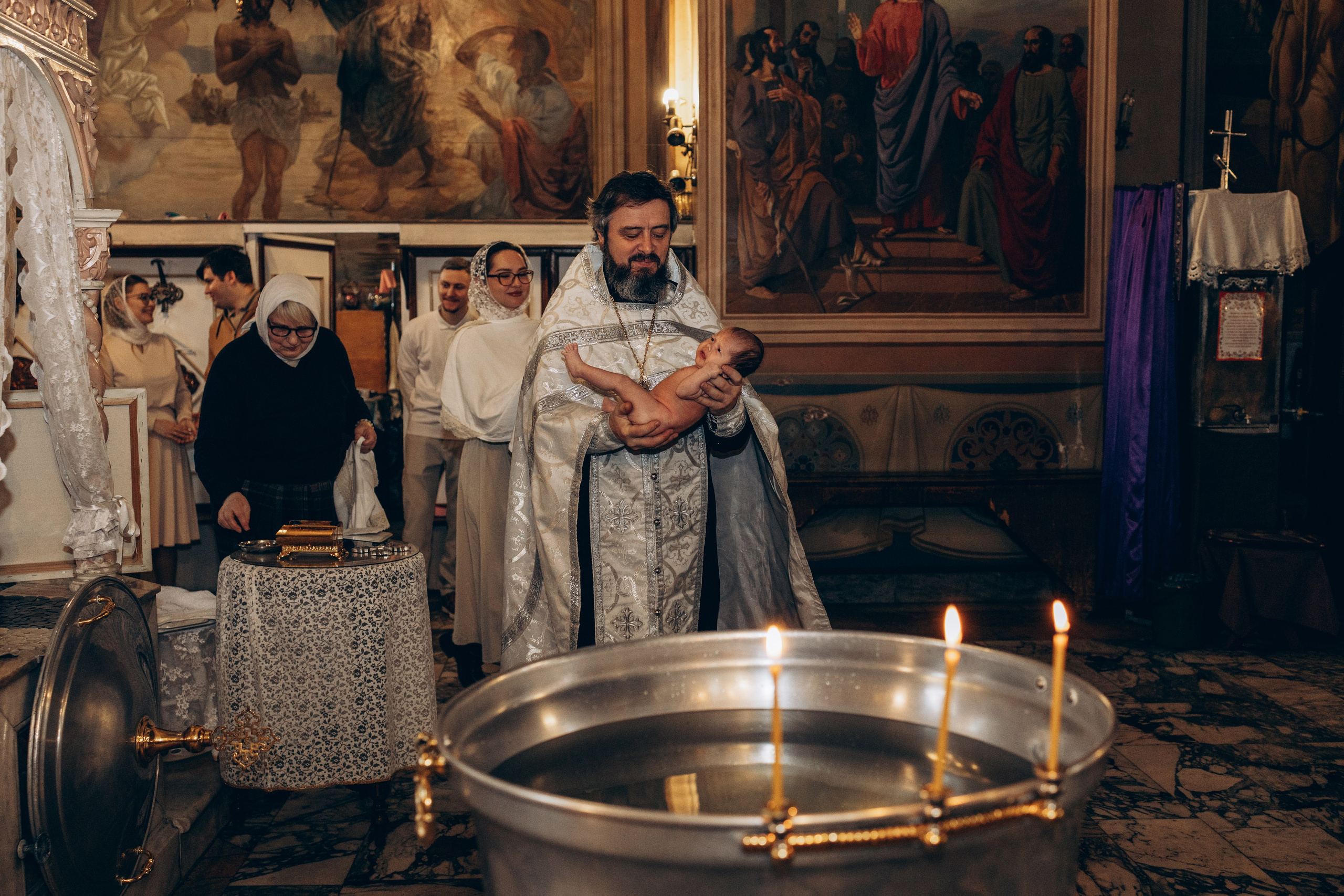 Крещение в Храме Воскресения Словущего в Даниловской Слободе. Главная
