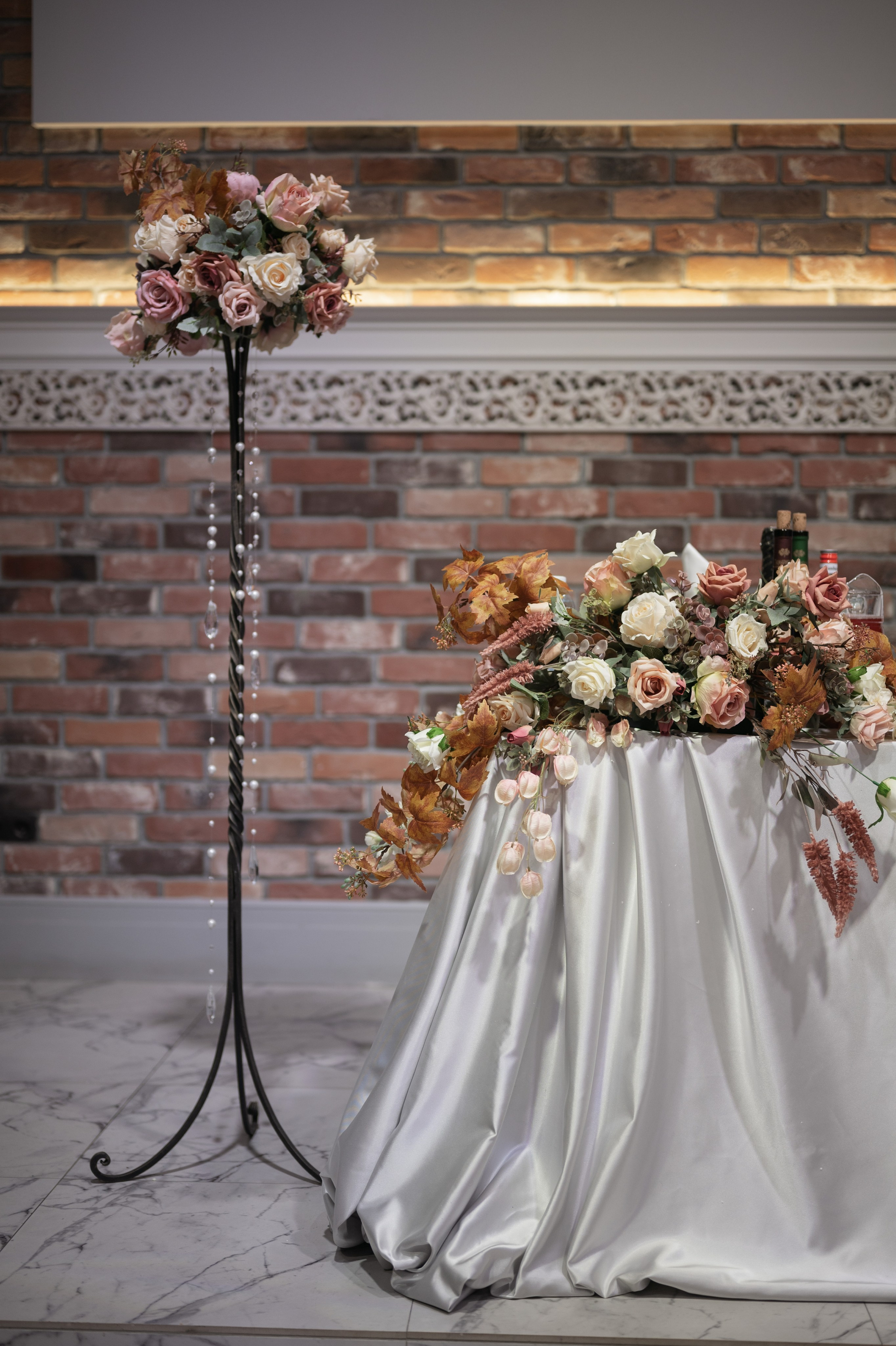 Вячеслав и Екатерина / банкетный зал Savory House. Свадебный фотограф Йошкар-Ола Казань