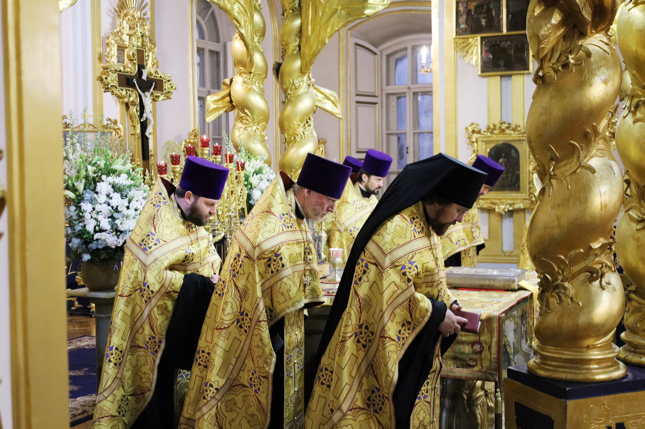 СЛУЖЕНИЕ В КАНУН ДНЯ ПАМЯТИ СВЯТИТЕЛЯ НИКОЛАЯ ЧУДОТВОРЦА. НИКОЛО-БОГОЯВЛЕНСКИЙ МОРСКОЙ СОБОР