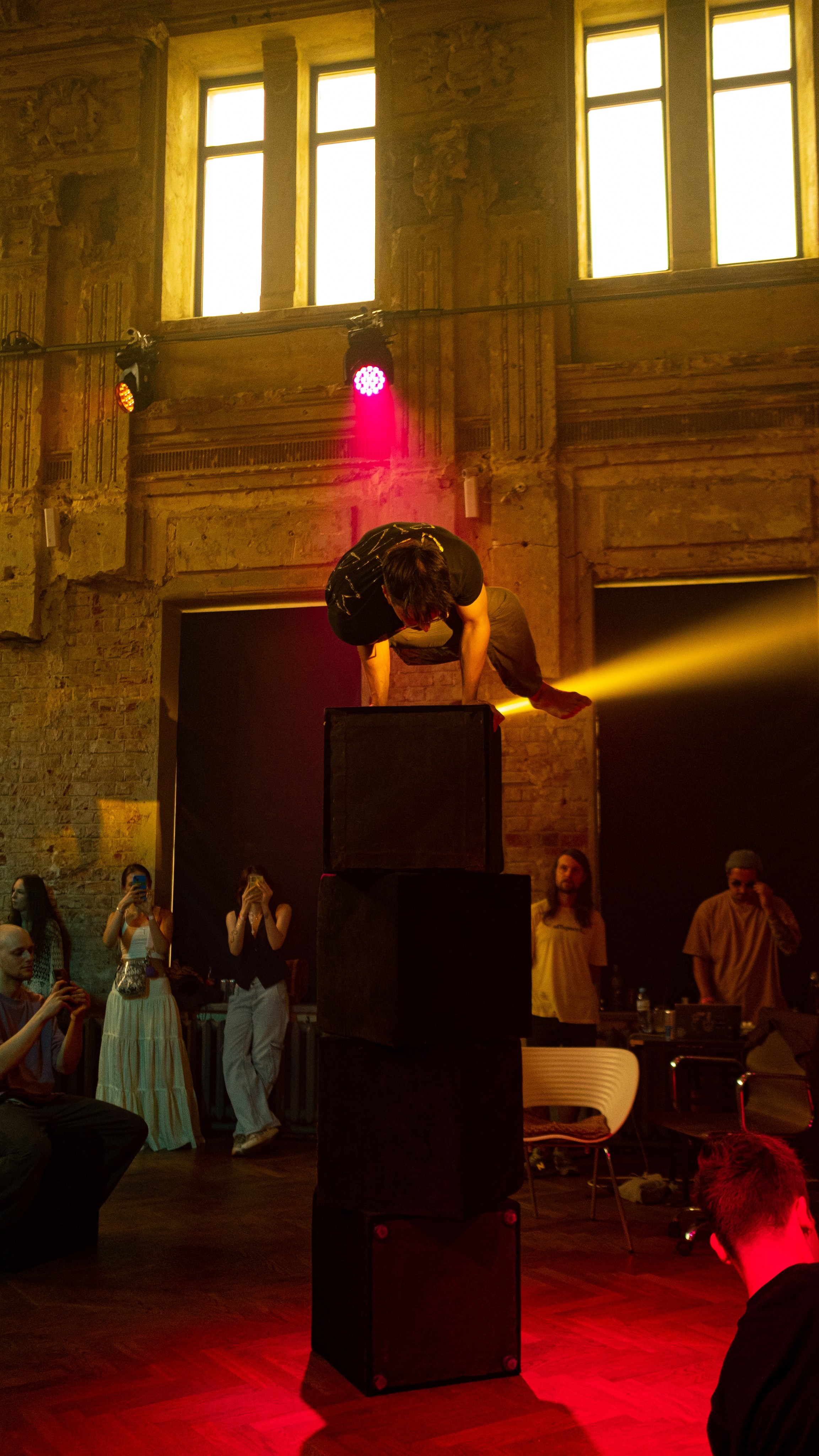 Экспериментальный фестиваль POEZDA. LIYALEE PHOTO