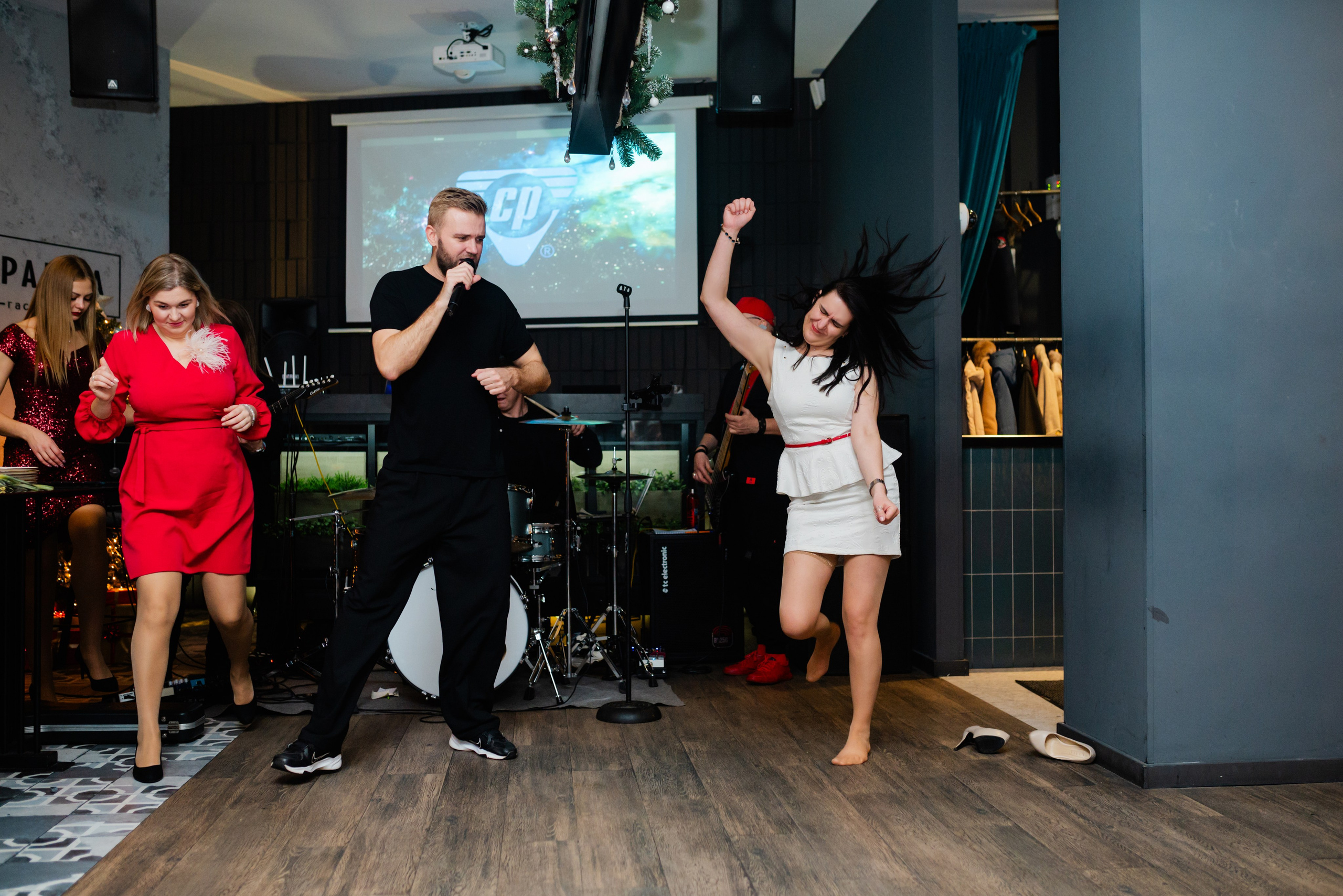 Корпоратив для «Компьютеры и периферия». Свадебный фотограф в городе Минск Крохмалюк Анна