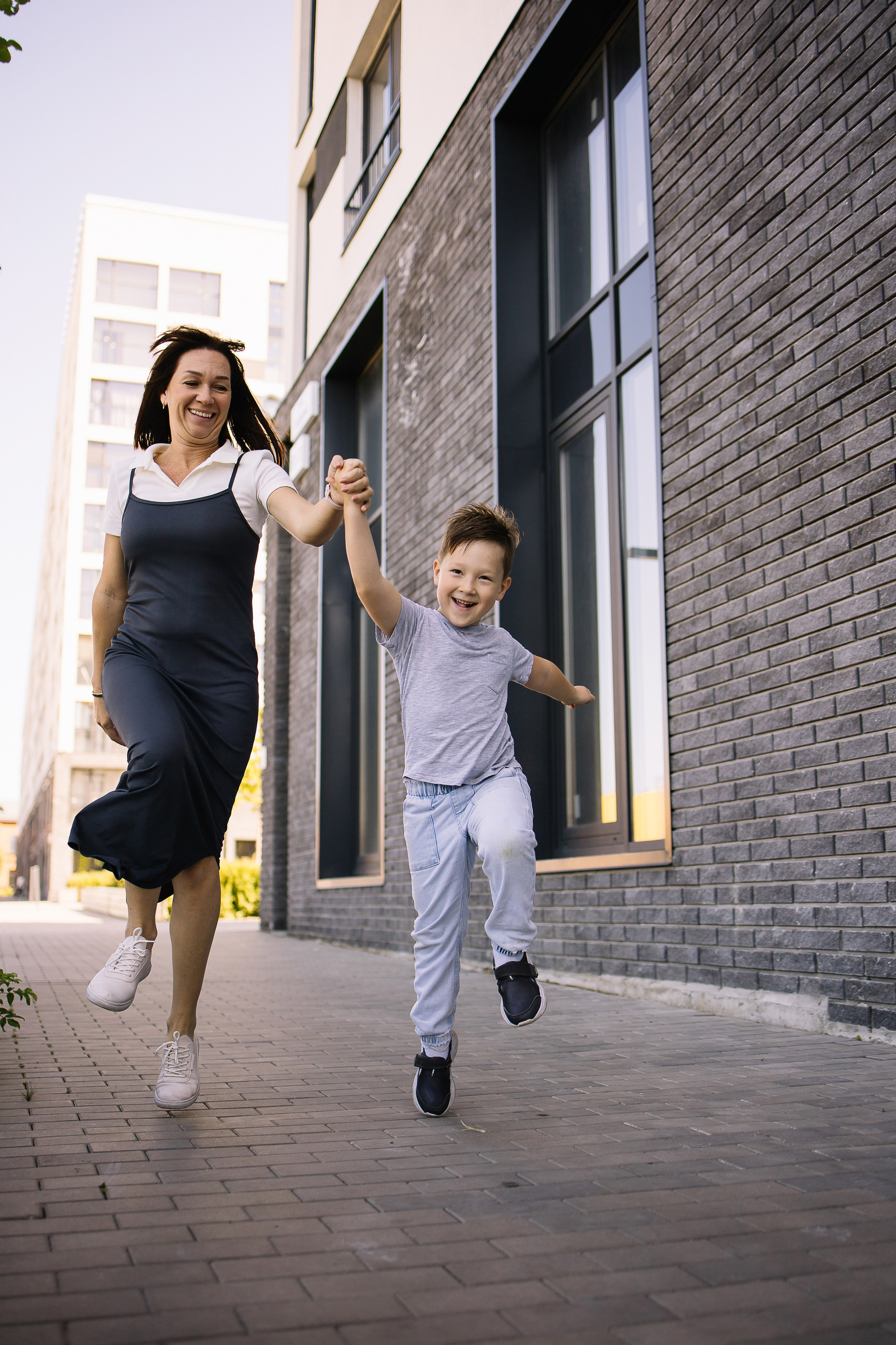 Утренняя семейная прогулка в Михайловском парк-квартале. Семейный фотограф в Томске Максимова Екатерина