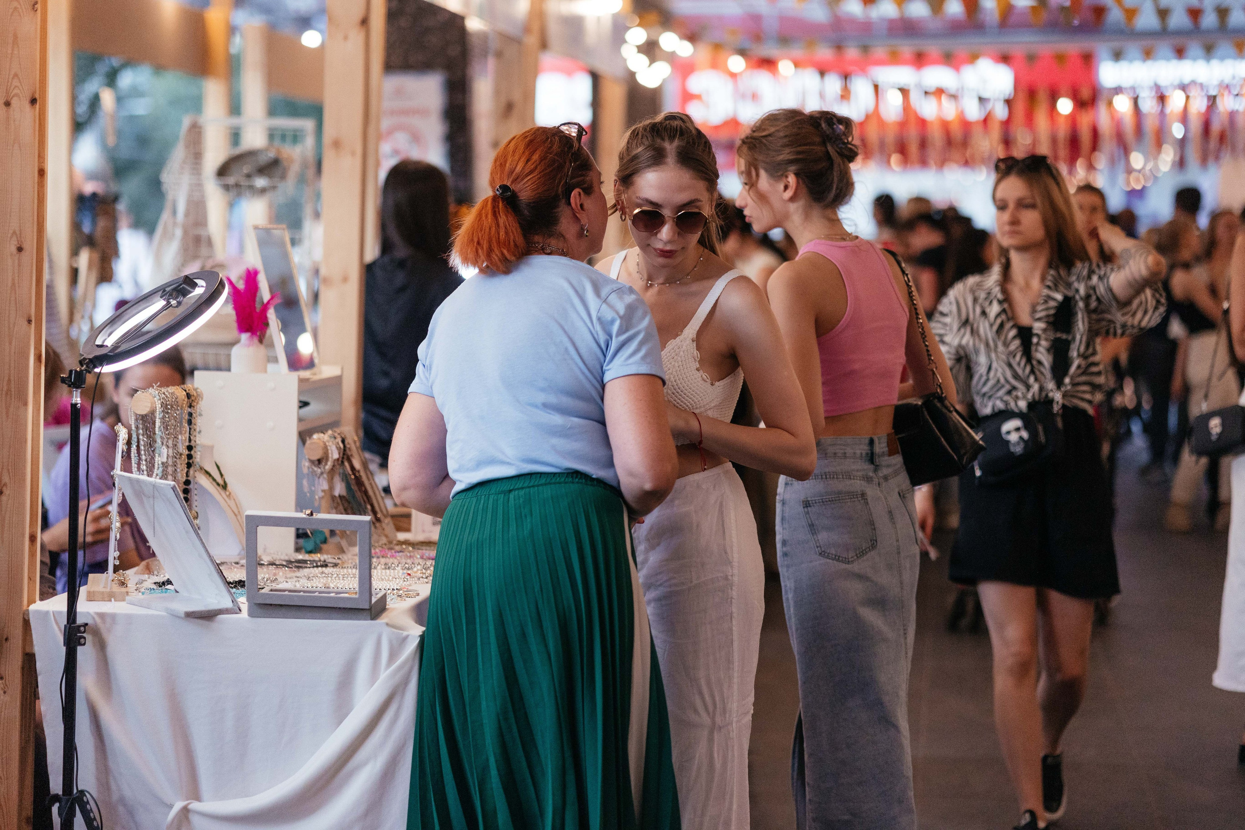 Ярмарка Омаркет. Фотограф Крохин Олег