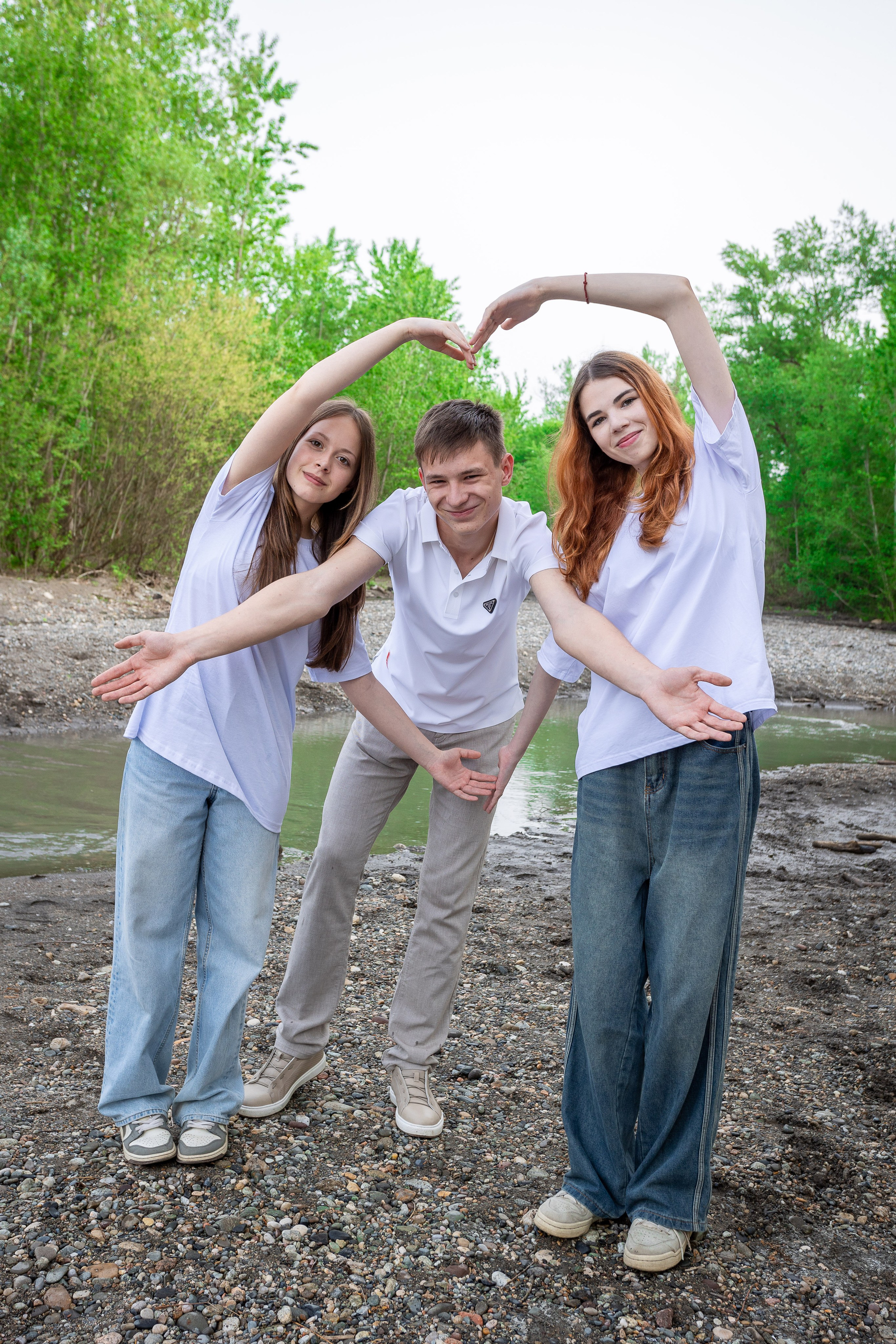 Уличная фотосессия на выпускной альбом. Выпускные альбомы Майкоп, Краснодар Елена Золотарева