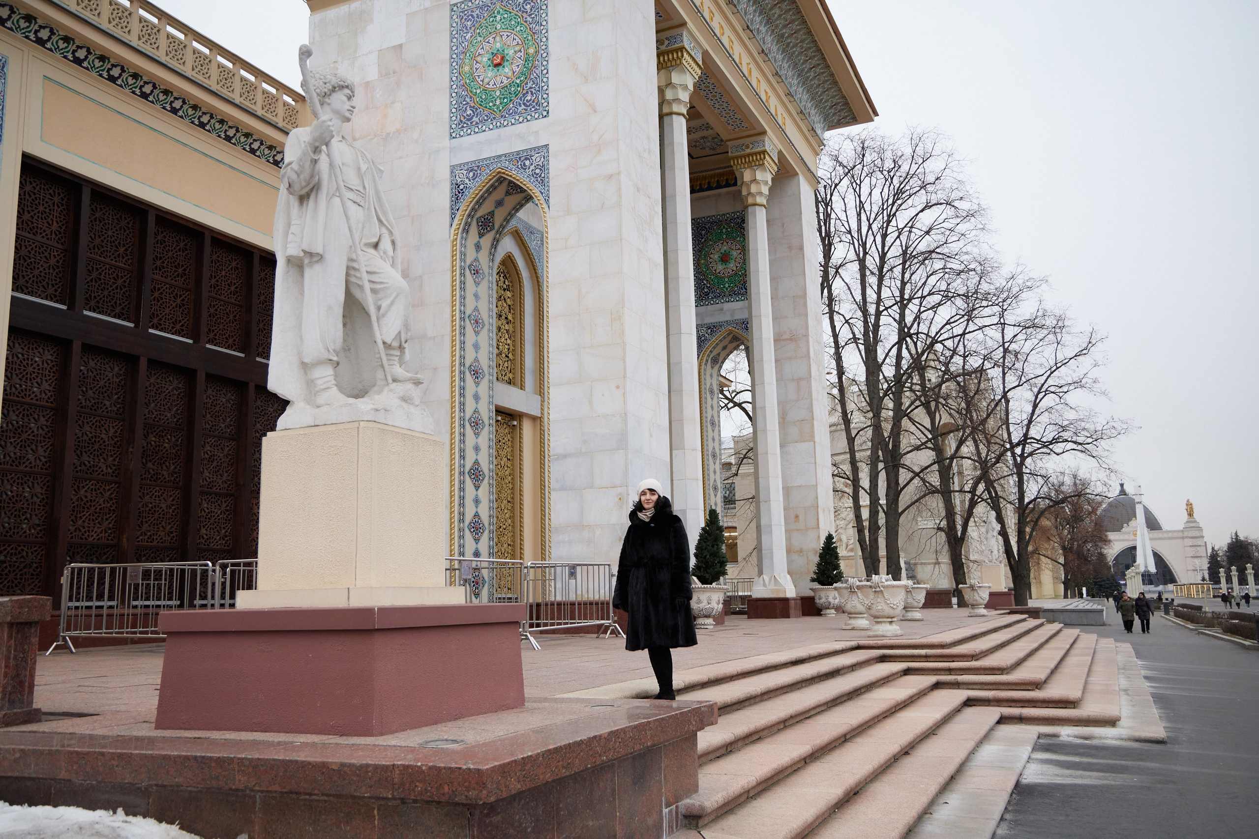 На ВДНХ. Предметный и контентный фотограф в Москве Курочкина Оксана