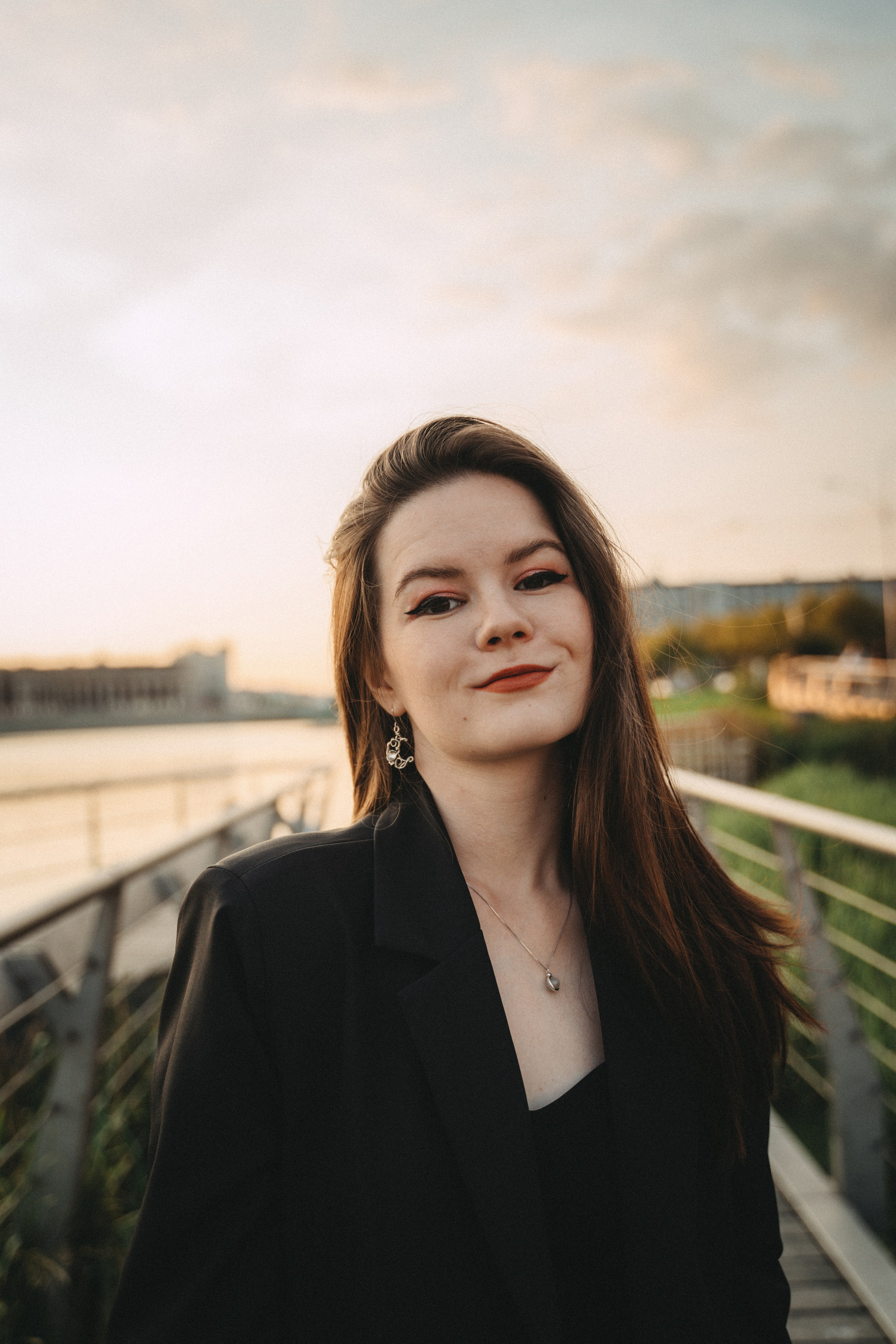 Ева. Главная