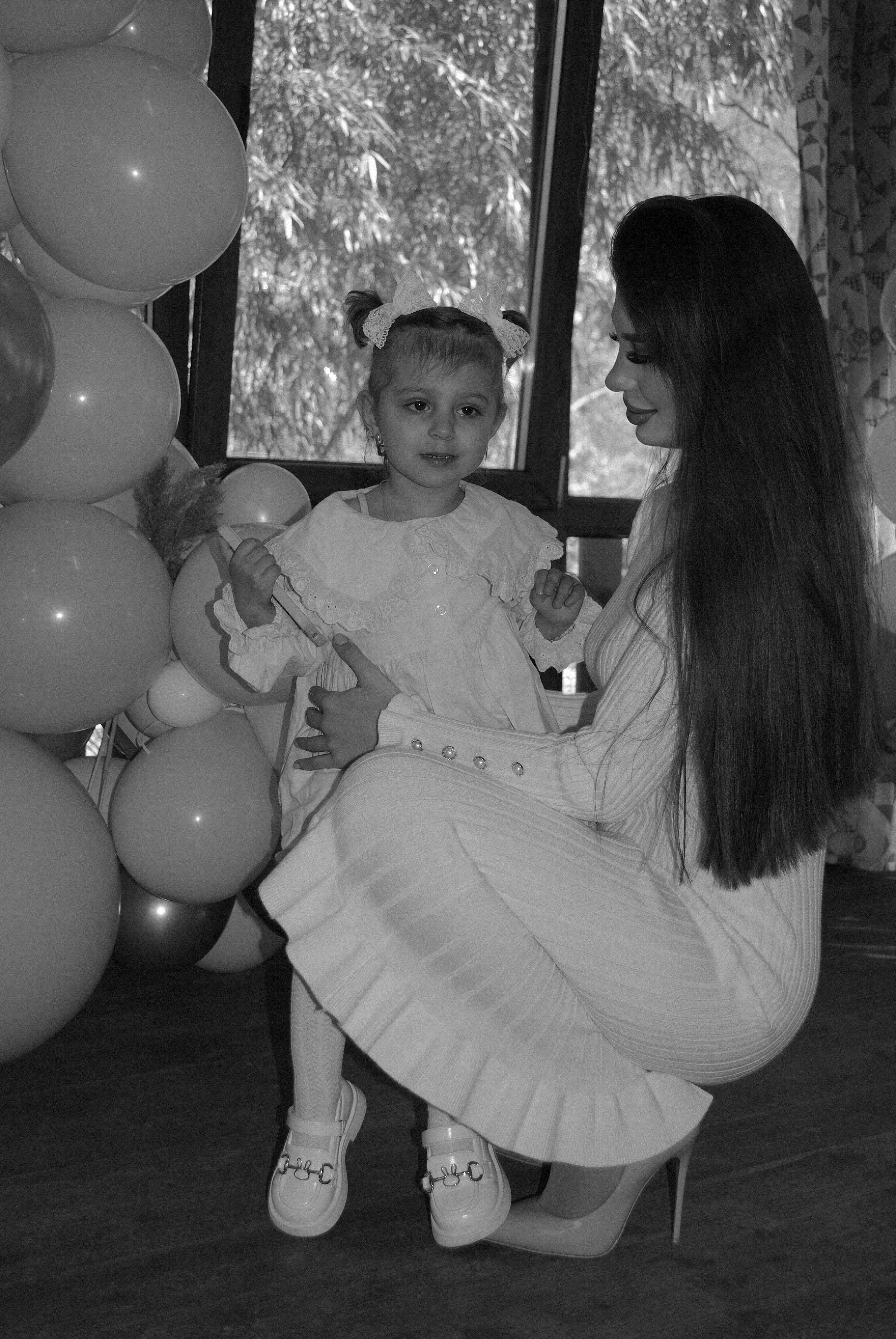 Настя Сьемка в кафе. Фотограф Мария Мусаелян