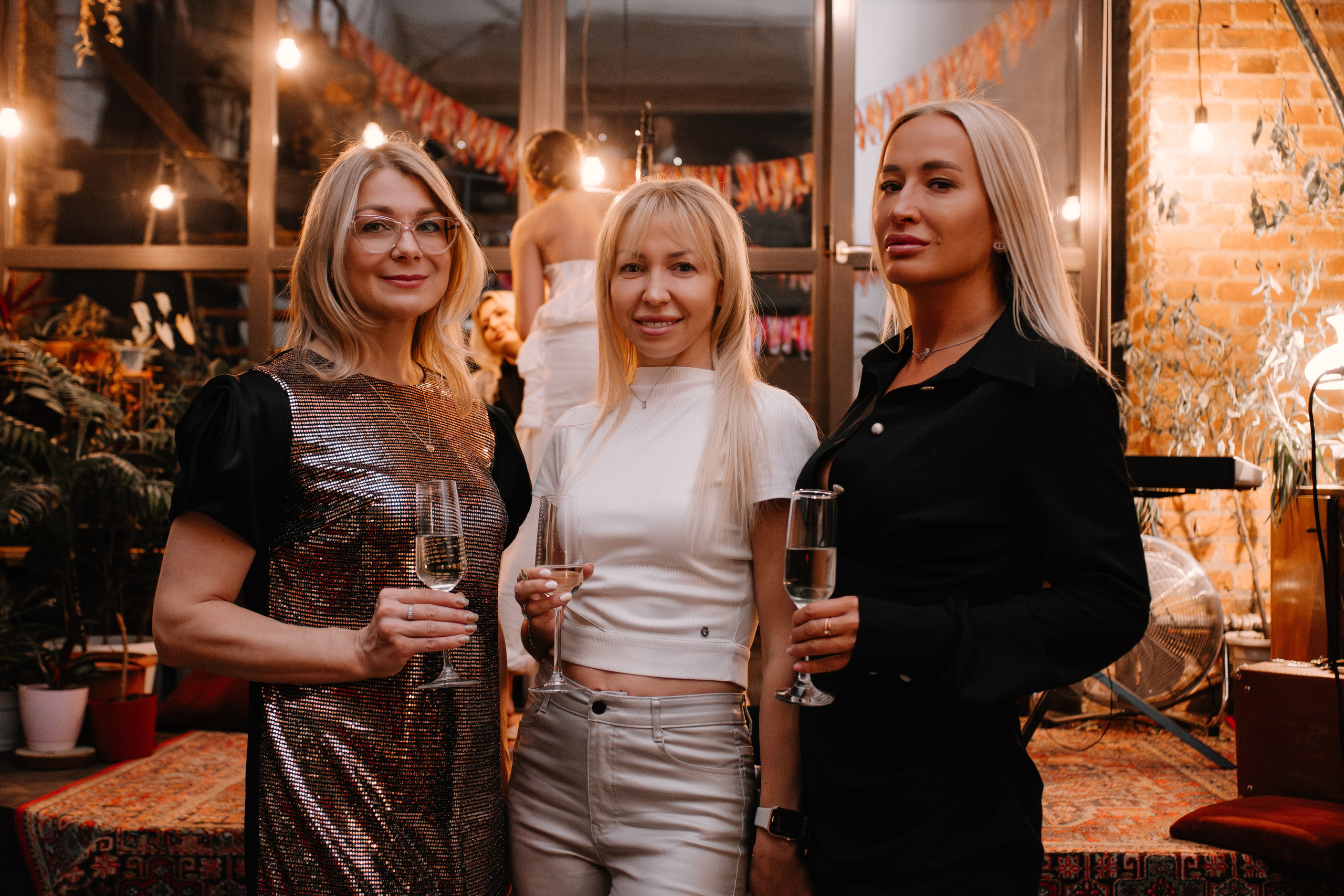 Квартирник MUZOTEKA: «Осенний ДеПесняк». Фотограф в Челябинске Любовь Денисенко