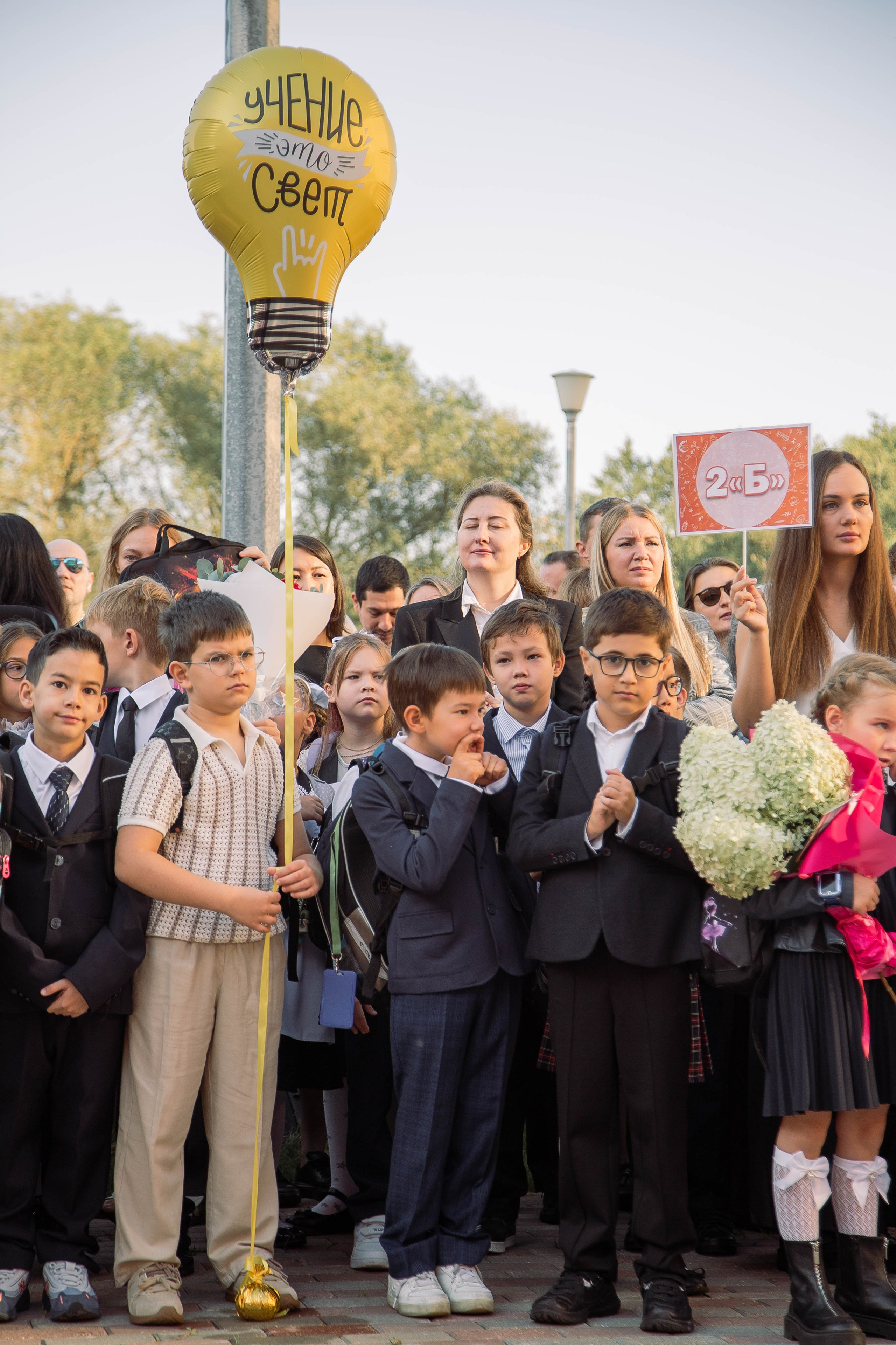 Репортажная съемка 1 сентября — первый школьный день в Москве | Анна Татаурова. Фотограф Анна Татаурова | Авторская фотосъемка в Москве