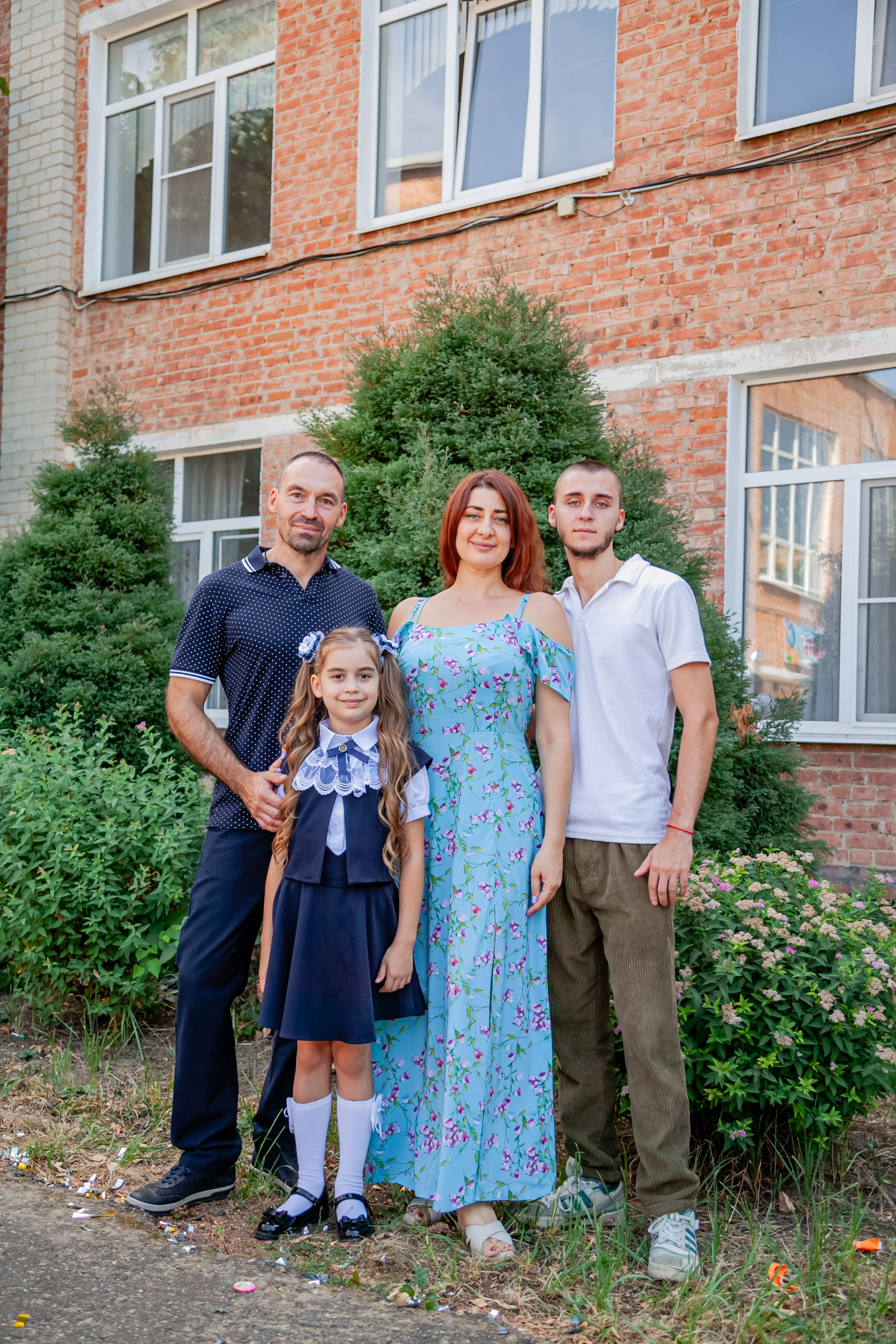 1 сентября линейка. Свадебный и семейный фотограф в Армавире