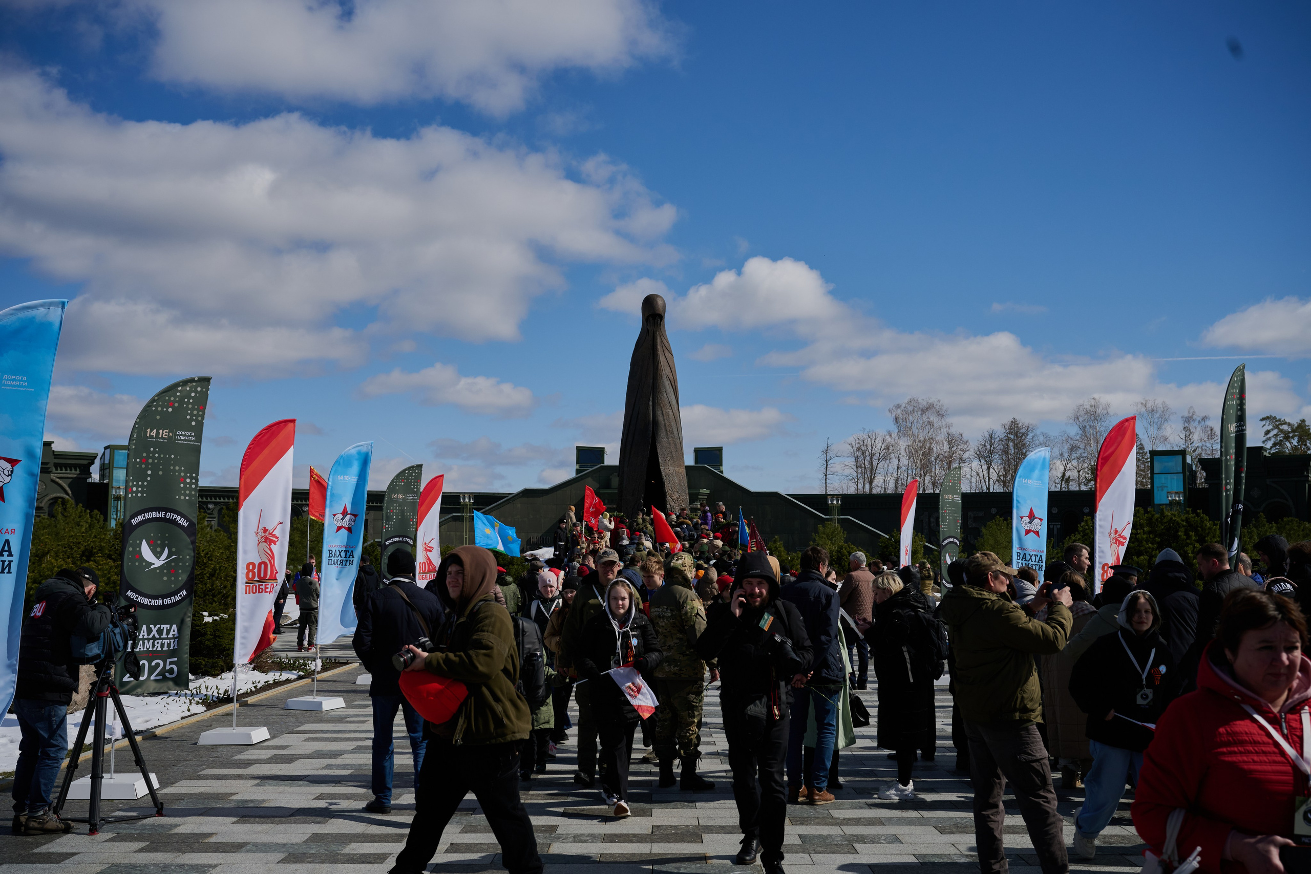 Старт поискового сезона «Вахты Памяти» 2025. Фотограф Роман Адлер