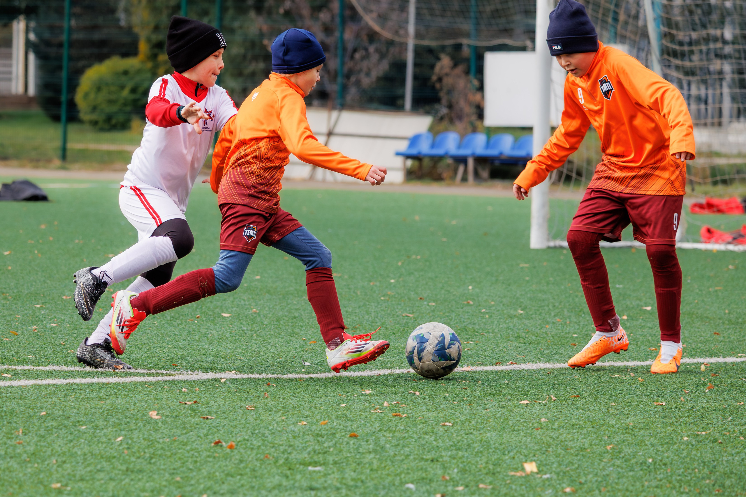 Товарищеский матч среди юниоров. Репортажный фотограф в Барнауле Владимир Игнатов