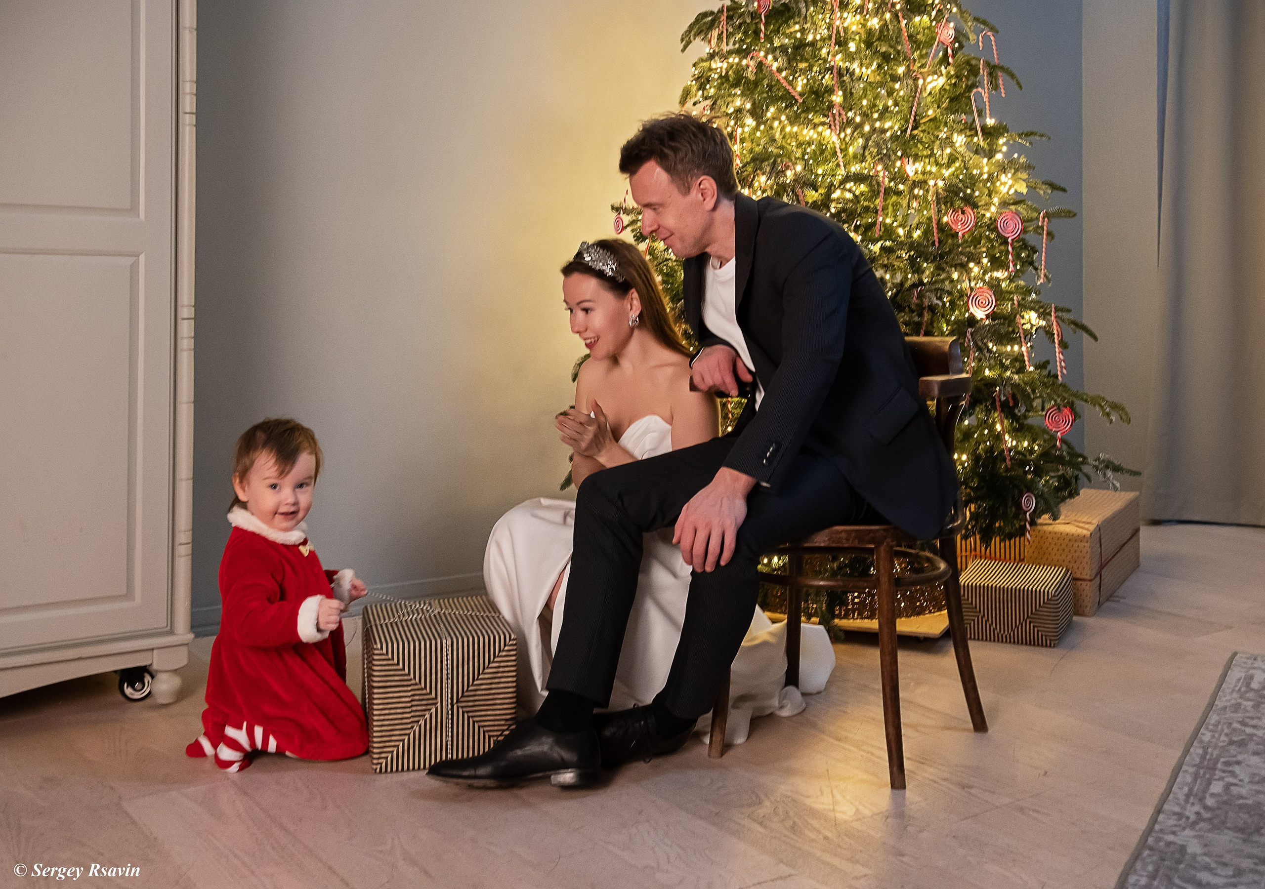 Семейная в Новогодней студии. Фотограф в Москве Сергей Рсавин