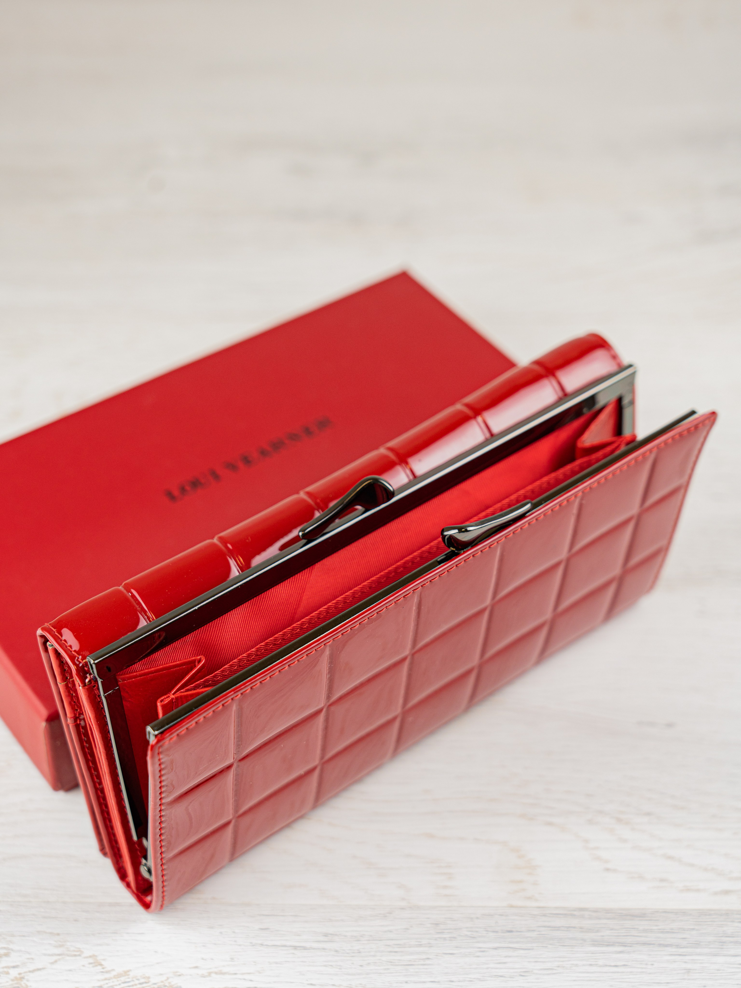 Фотосъемка кошельков для Маркетплейсов. Фотограф в городе Владимир