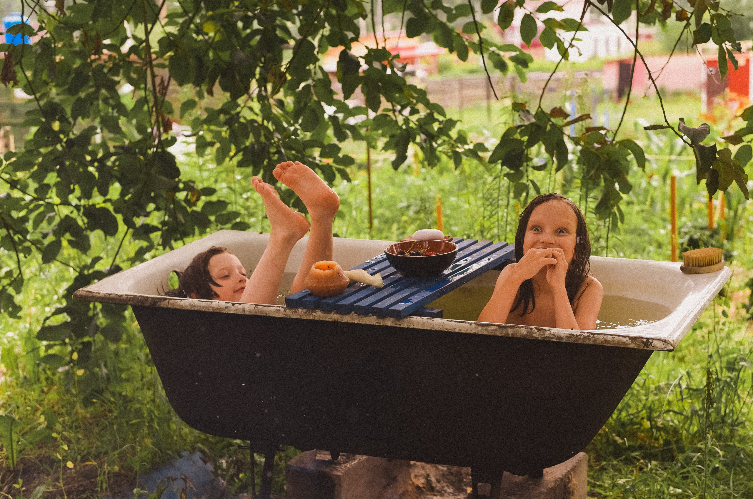 Ванна на костре. Детский и семейный фотограф в Новосибирске Саша Дорошенко