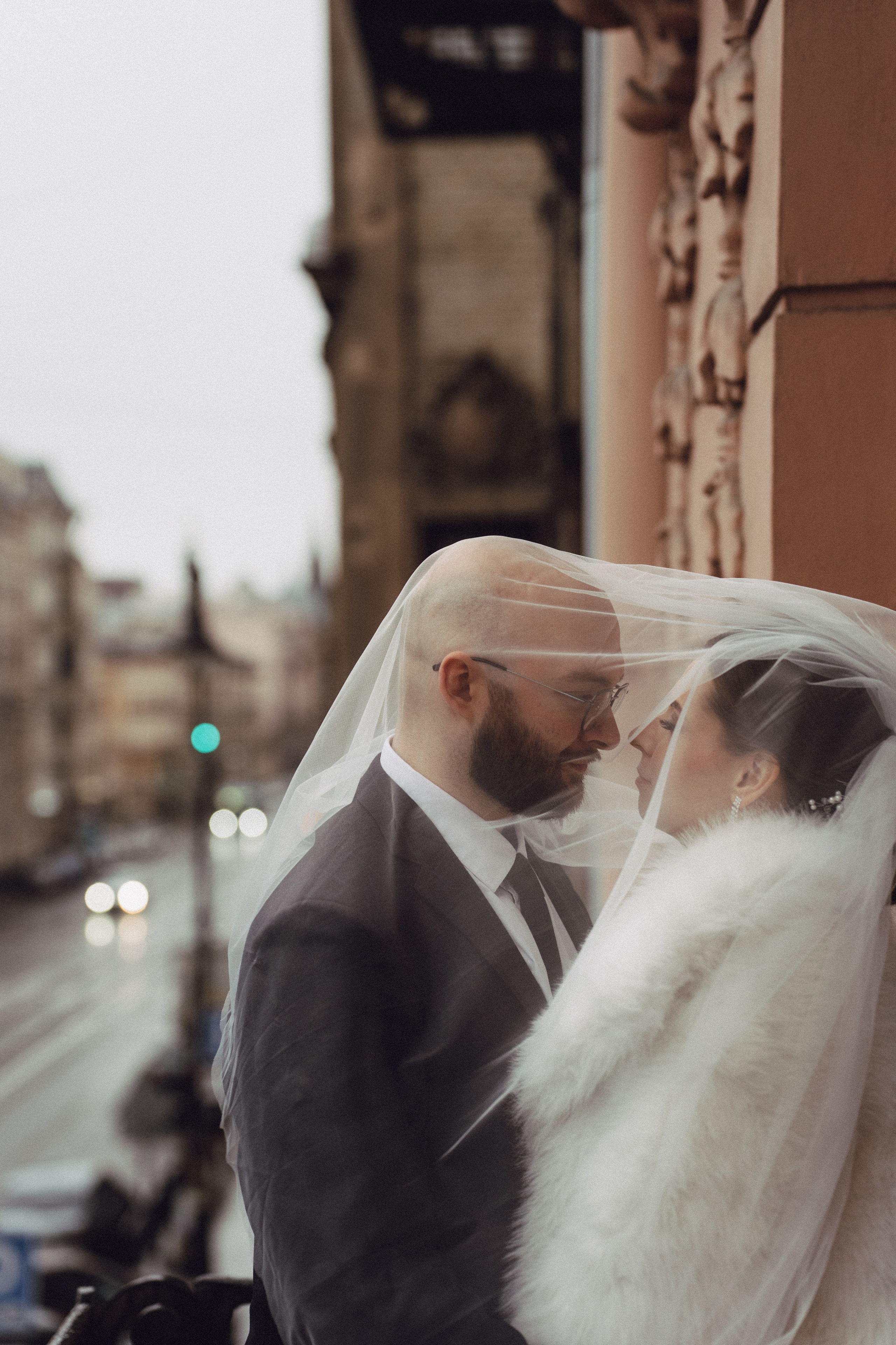 СВАДЕБНАЯ СЬЕМКА ВО ВТОРОМ ДВОРЦЕ (ДЕКАБРЬ) ТАКЖЕ СЬЕМКА В СТУДИИ НА ЧЕРНЫШЕВСКОЙ. Профессиональный фотограф, Санкт-Петербург — Виктория Богомолова