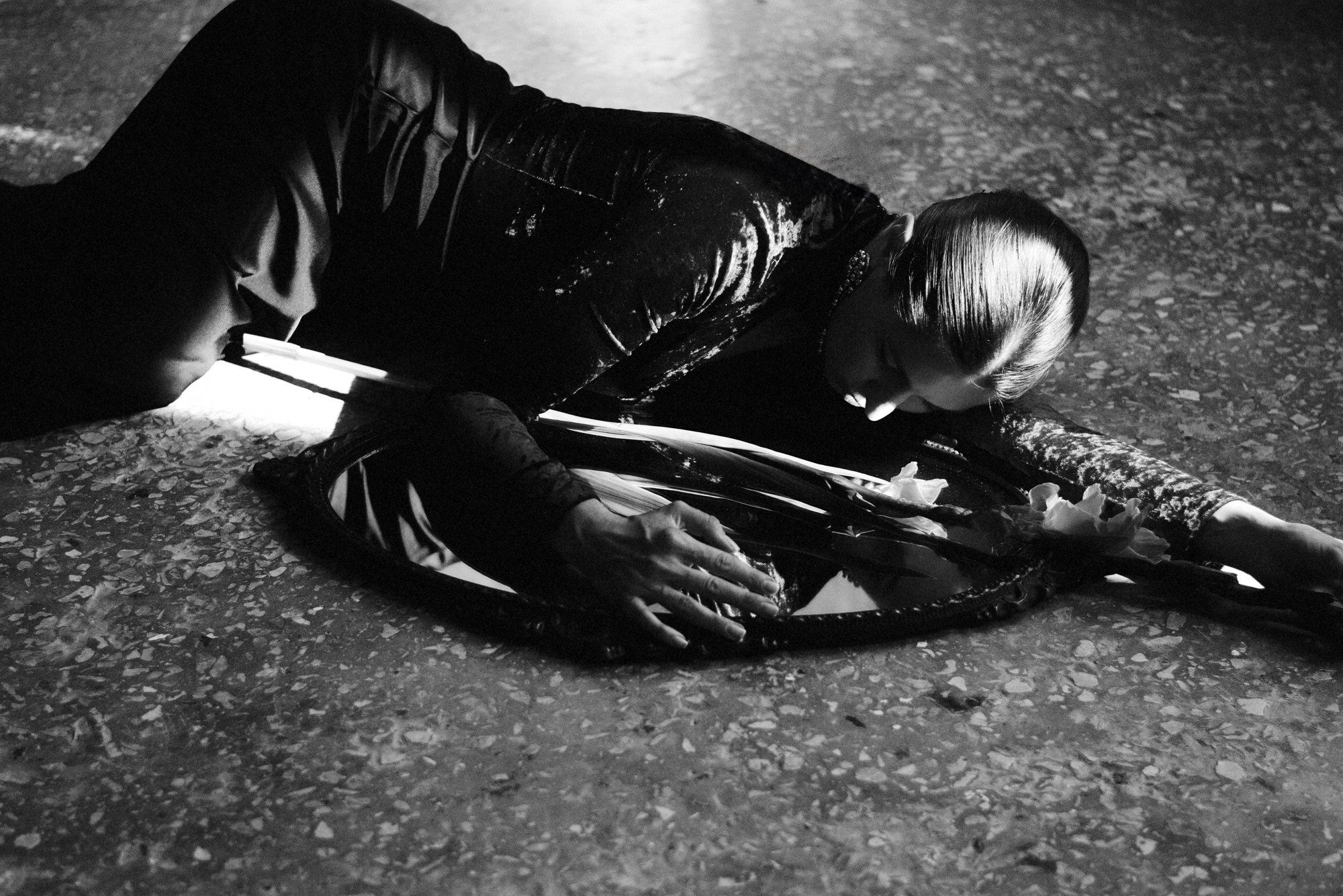 Красивая женская фотосессия в Тюмени | Студийные портреты | Фотограф Дарья Мустафина