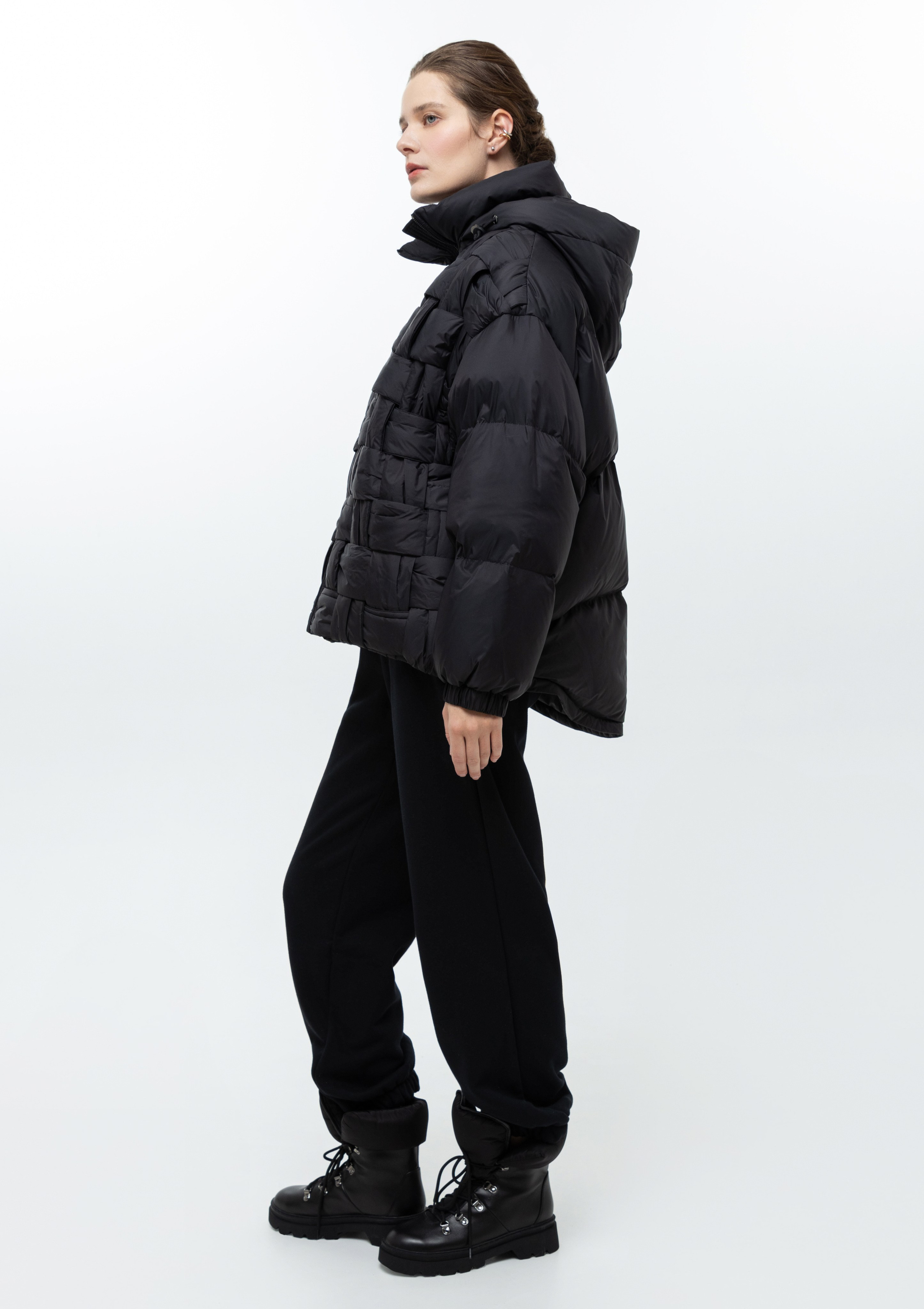 Каталог. Верхняя одежда + трикотаж бренда. 4ч,. Визажист для брендов, Фэшн продюсер Олеся Глушкова