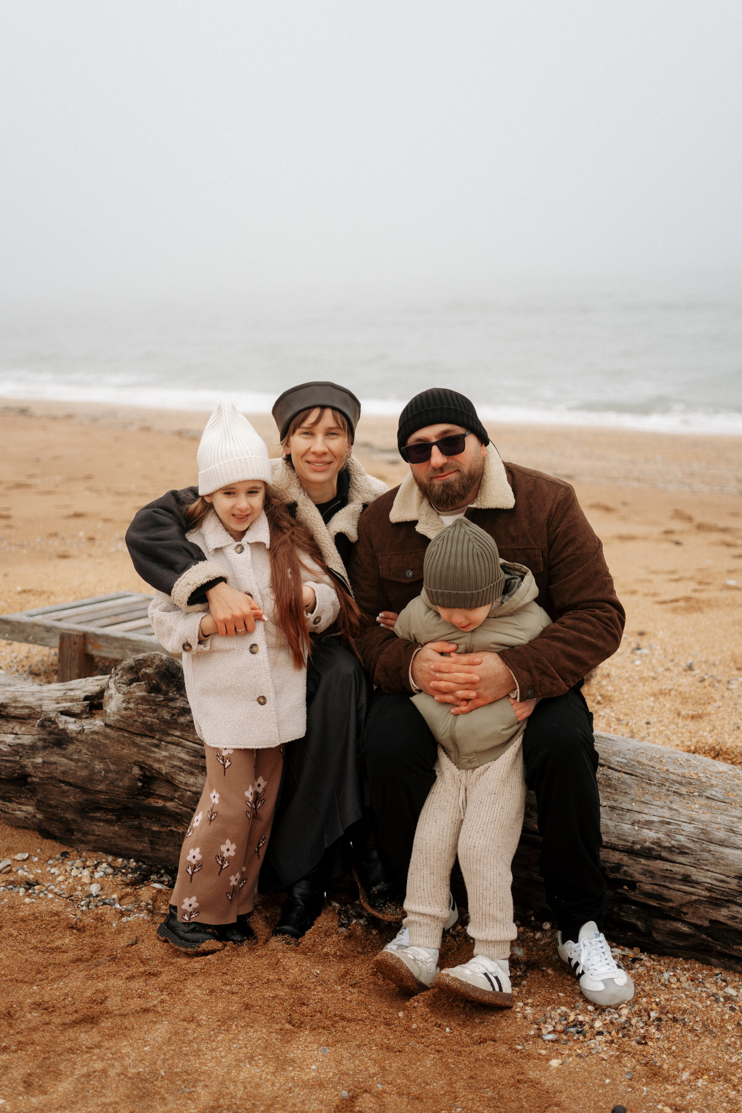 Твои, Мои, Наши