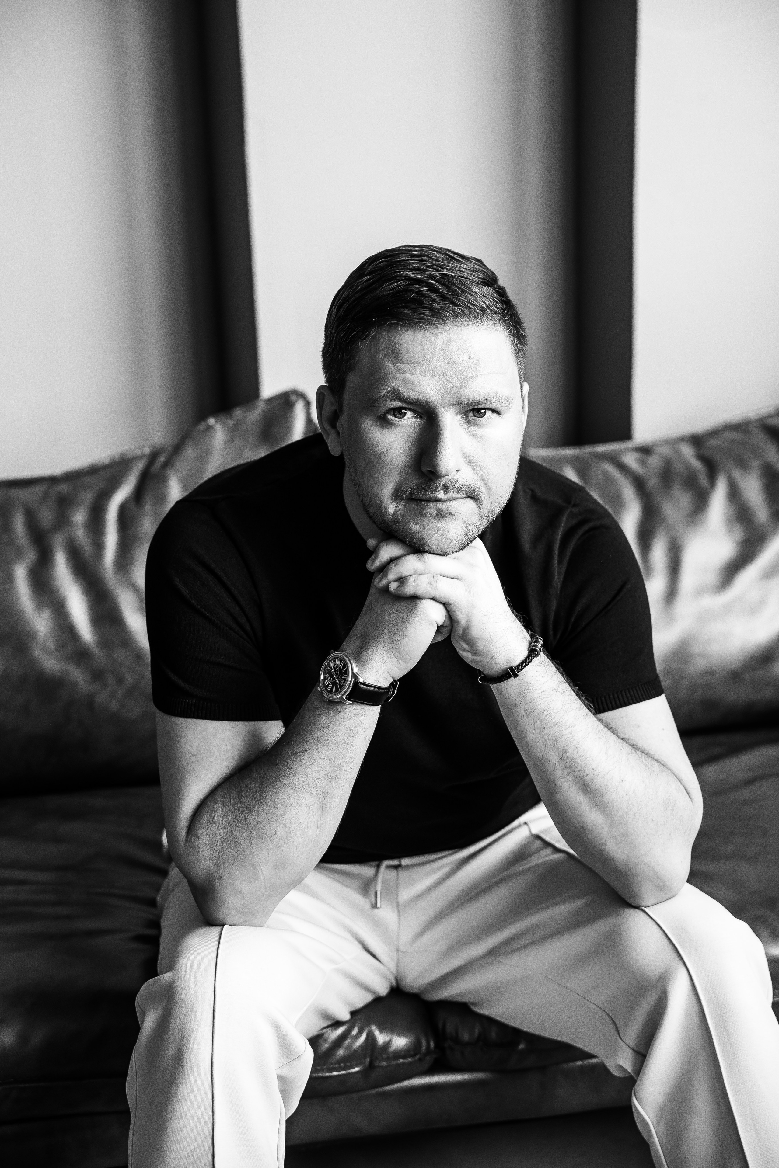 Мужской портрет. Профессиональный фотограф в г. Казань и г. Москва Анна Дыба. Женский портрет, мужской портрет, семейные и свадебные съёмки