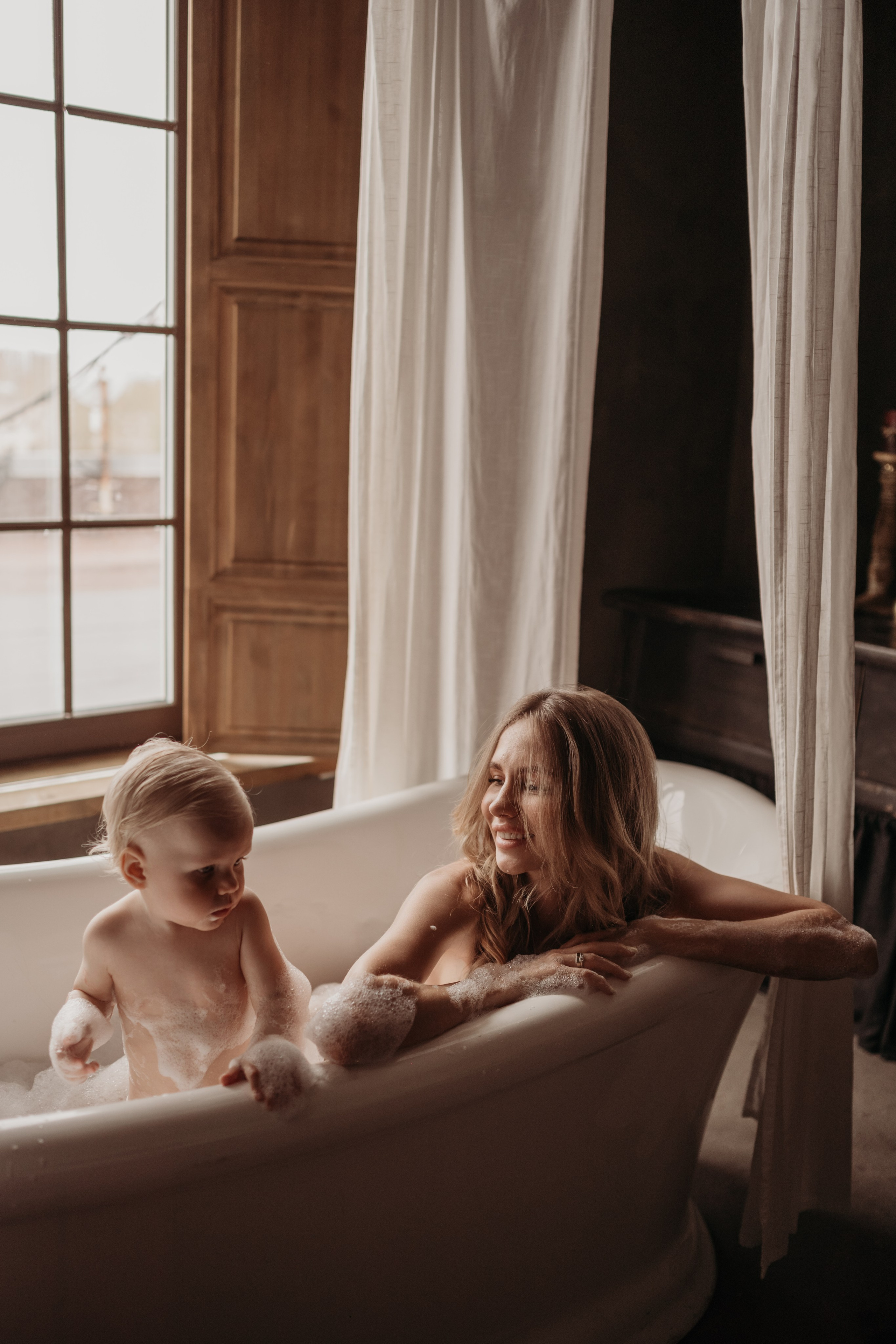 Альбина и Ева. Дьяконова Валерия семейный и детский фотограф в Санкт-Петербурге